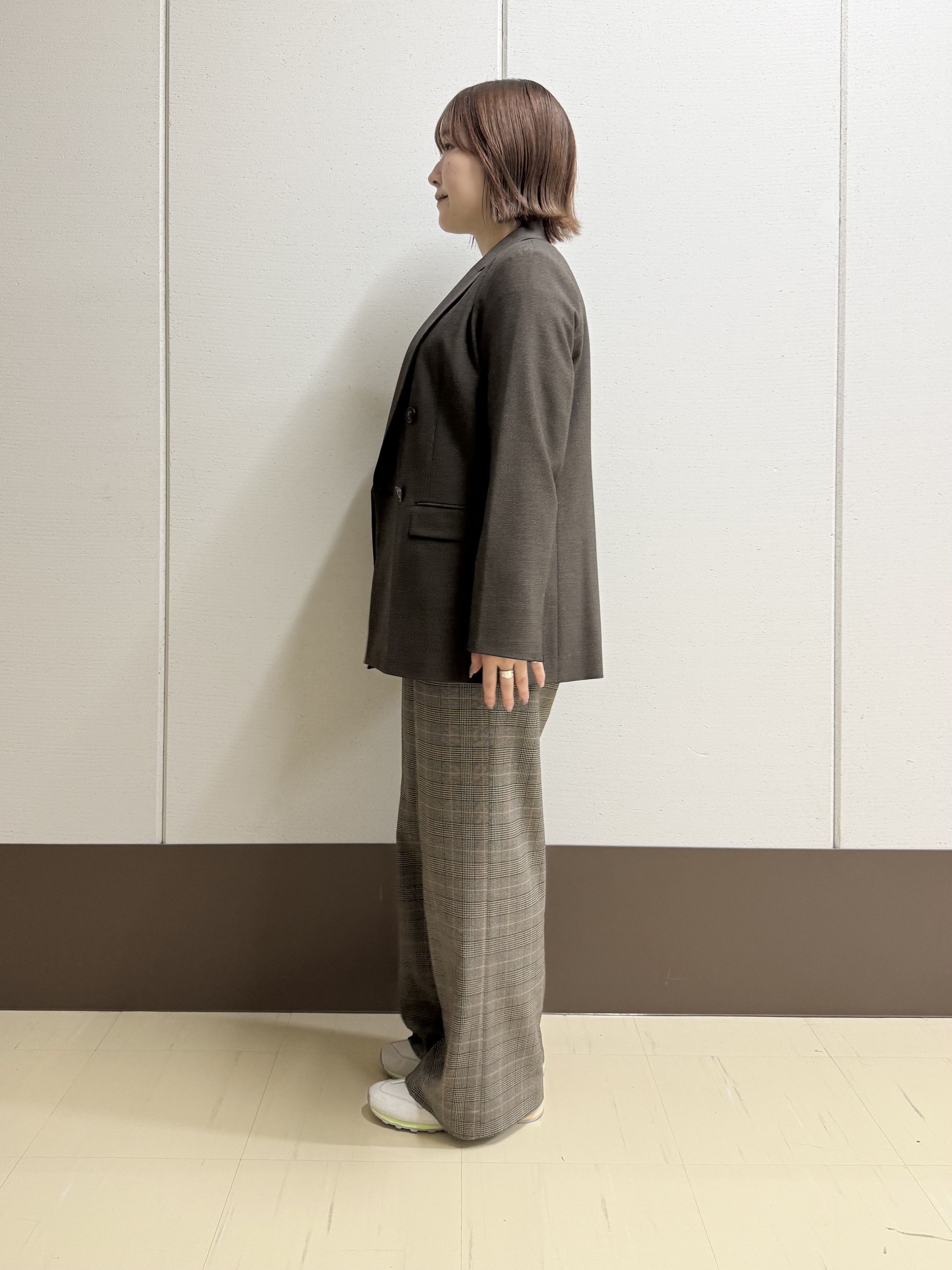 Rikoさんの「INDIVI｜【2点セット】5分袖ニット＆カーディガン きれいめアンサンブルニット」を使ったコーディネート