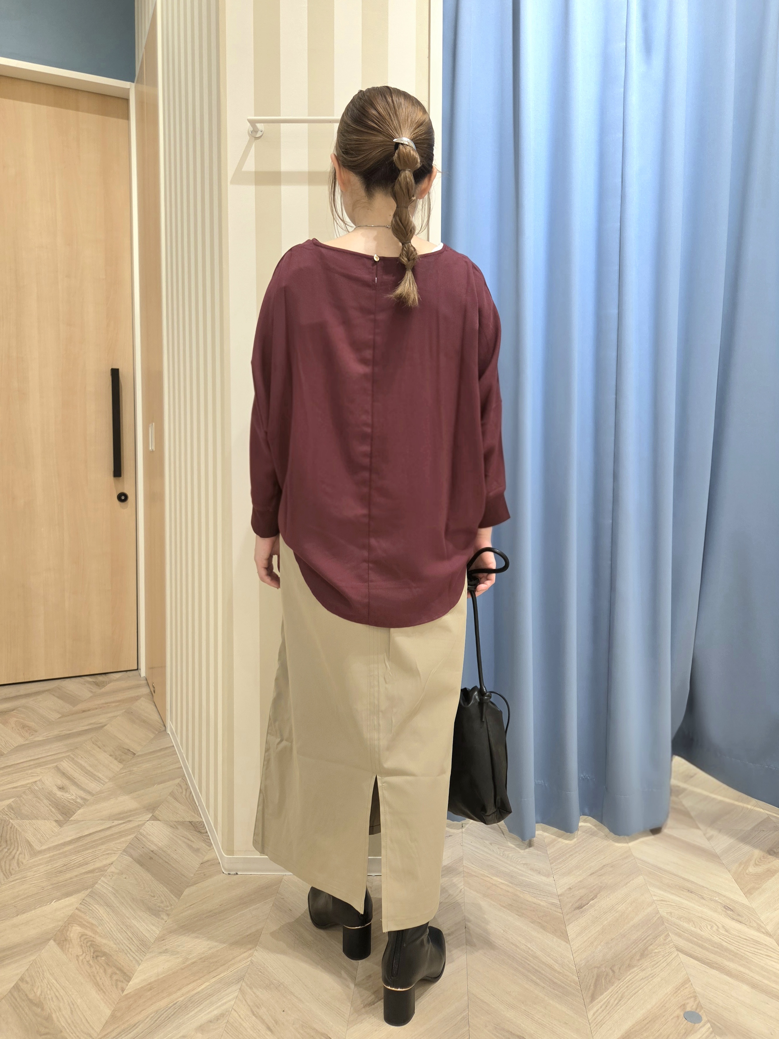 Ikumiさんの「SHOO･LA･RUE｜【着丈選べる/洗濯後しわになりにくい】インせず着られる ドルマンブラウス」を使ったコーディネート