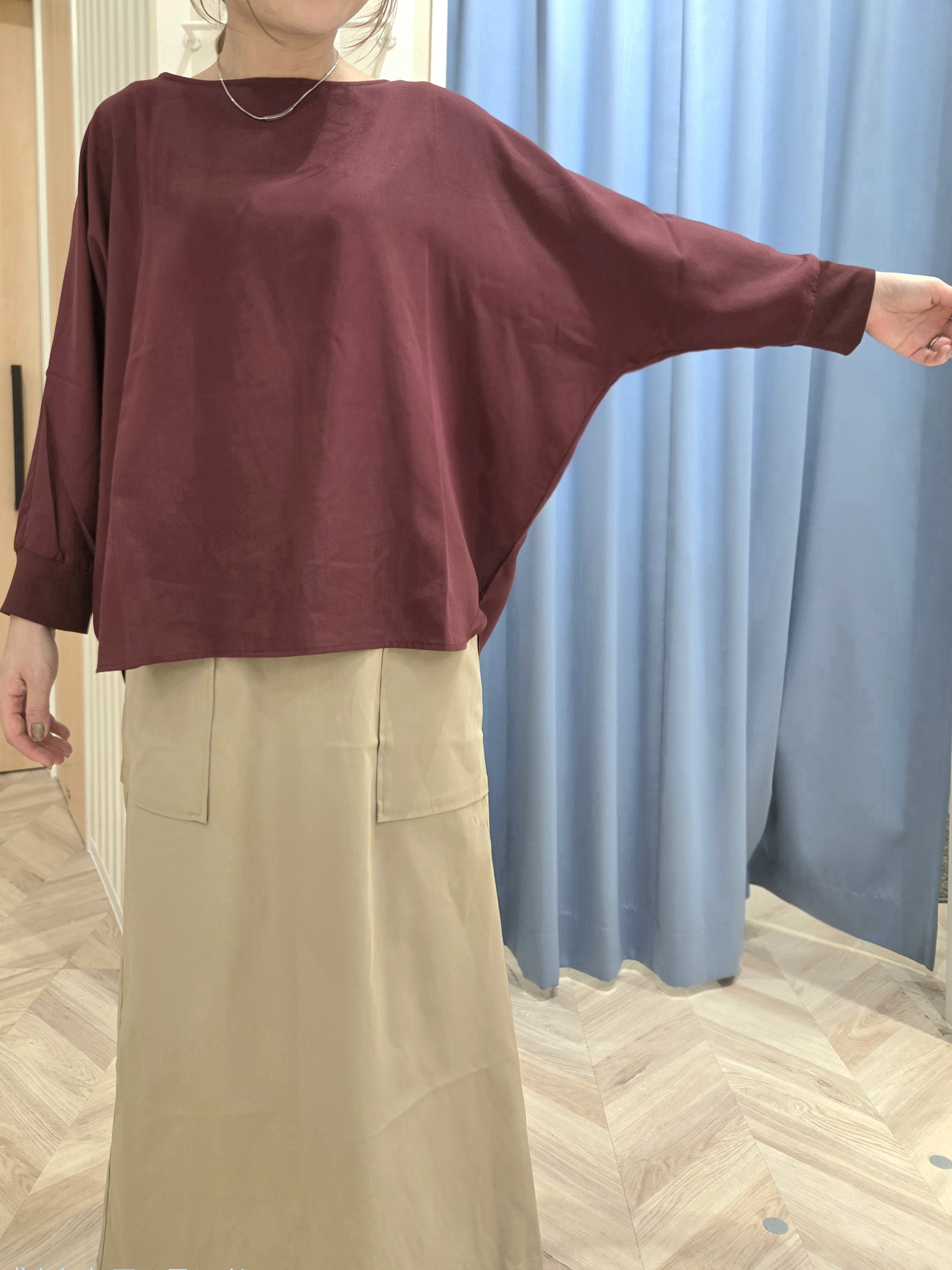 Ikumiさんの「SHOO･LA･RUE｜【着丈選べる/洗濯後しわになりにくい】インせず着られる ドルマンブラウス」を使ったコーディネート