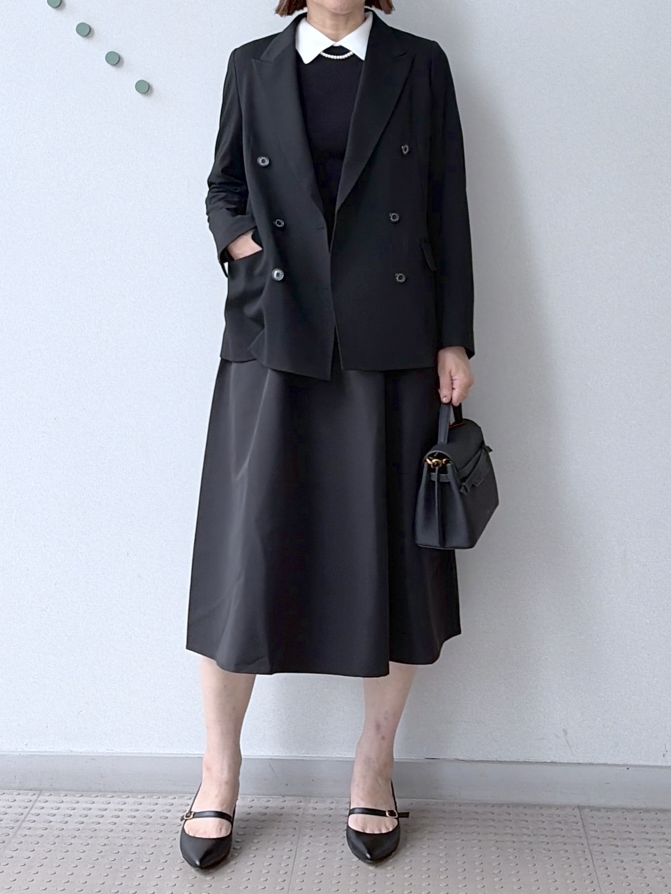 yoshikadoさんの「DRESSTERIOR｜バイカラーニットコンビワンピース」を使ったコーディネート