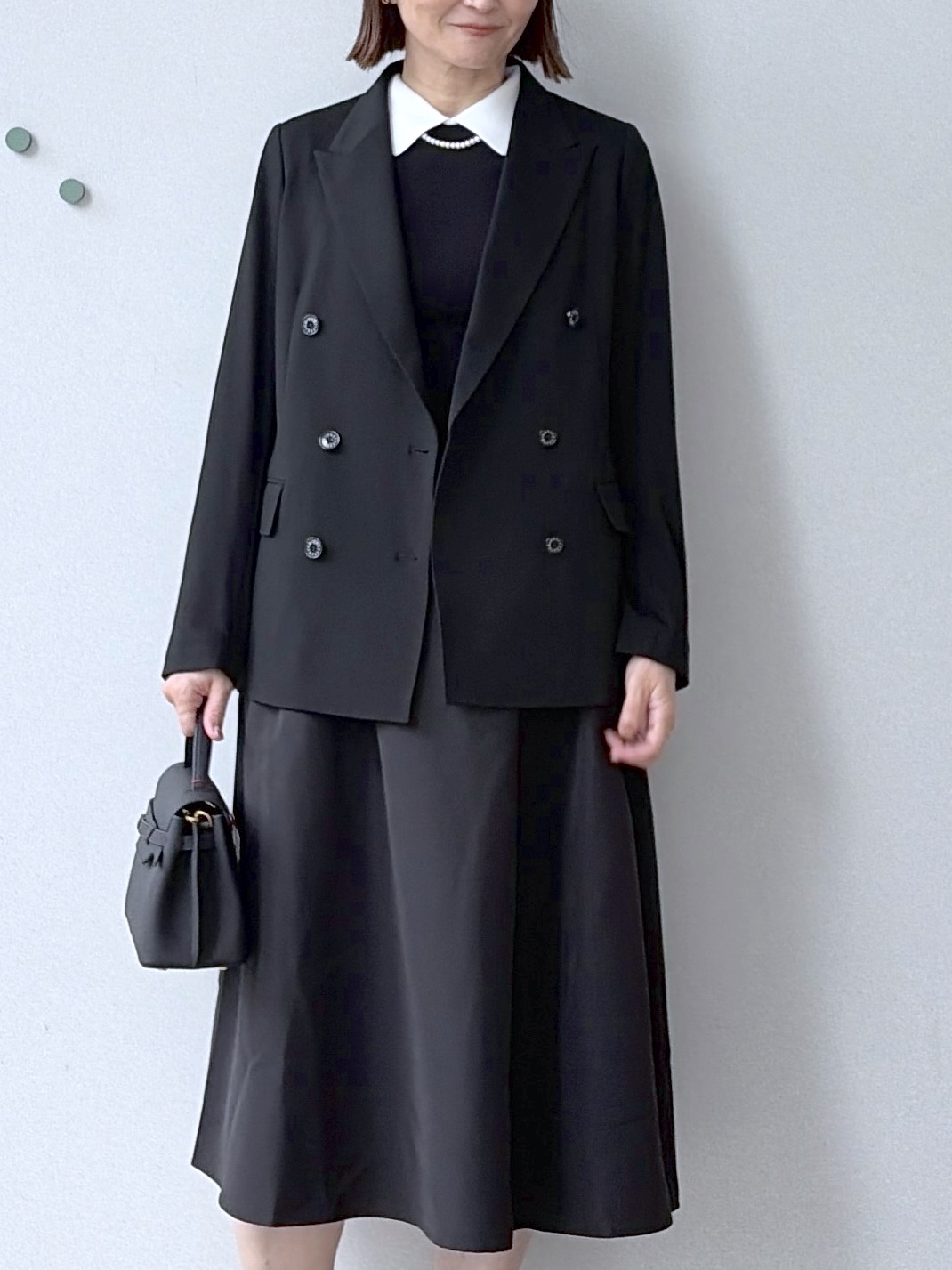 yoshikadoさんの「DRESSTERIOR｜バイカラーニットコンビワンピース」を使ったコーディネート