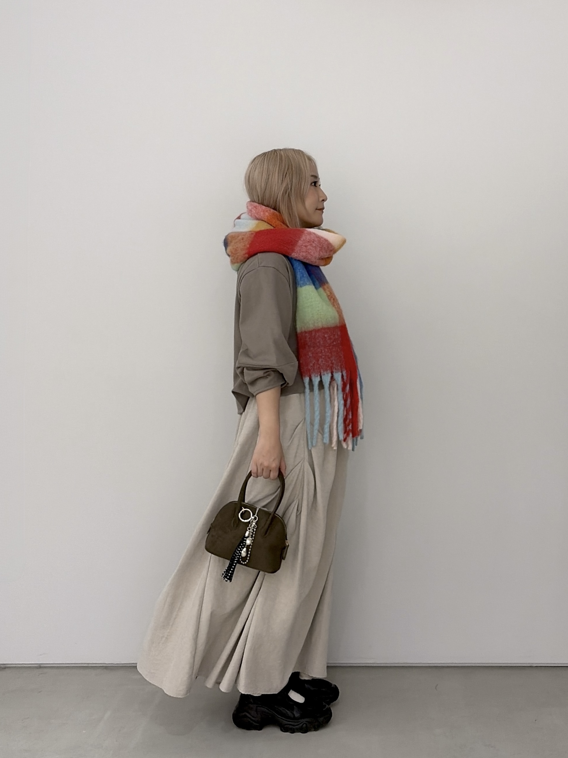 よねさんの「INDIVI｜ロングスリーブフォルムカットソー【洗える】」を使ったコーディネート