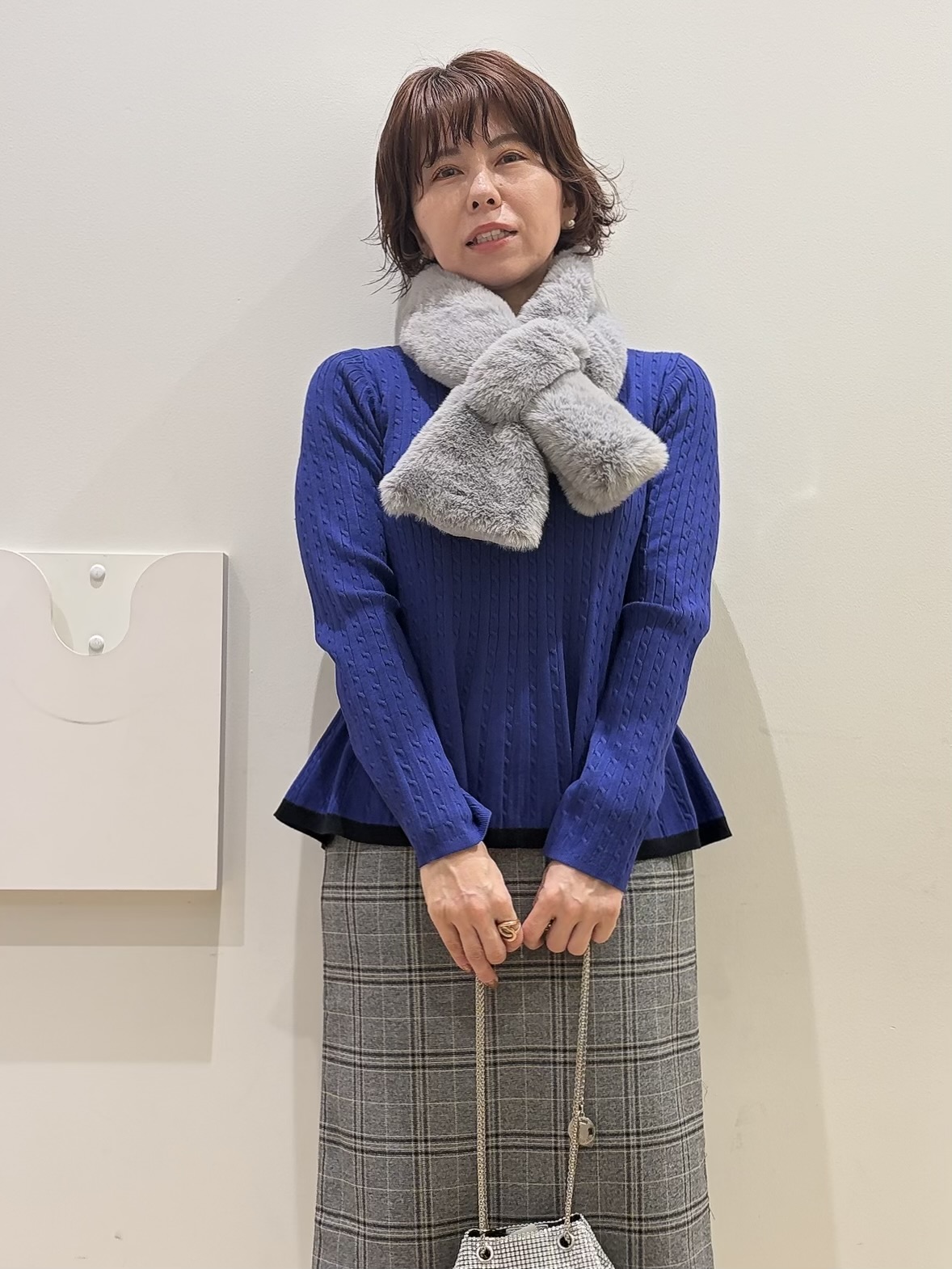 YUKOさんの「index｜バイカラーケーブルペプラムニット【洗濯機OK】」を使ったコーディネート