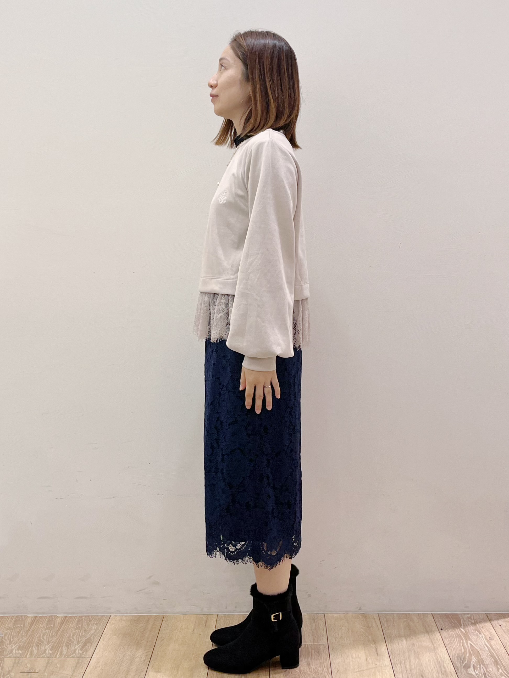 kcさんの「OPAQUE.CLIP｜スウェード裾レーストップス【洗濯機OK】」を使ったコーディネート