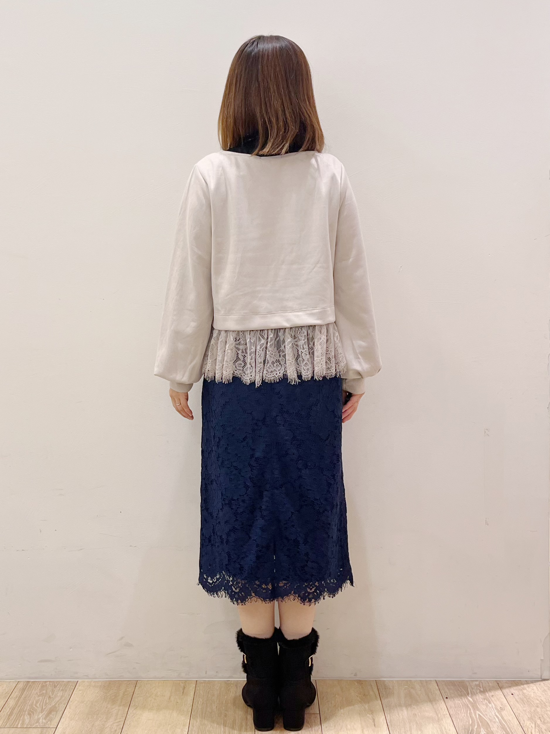 kcさんの「OPAQUE.CLIP｜スウェード裾レーストップス【洗濯機OK】」を使ったコーディネート