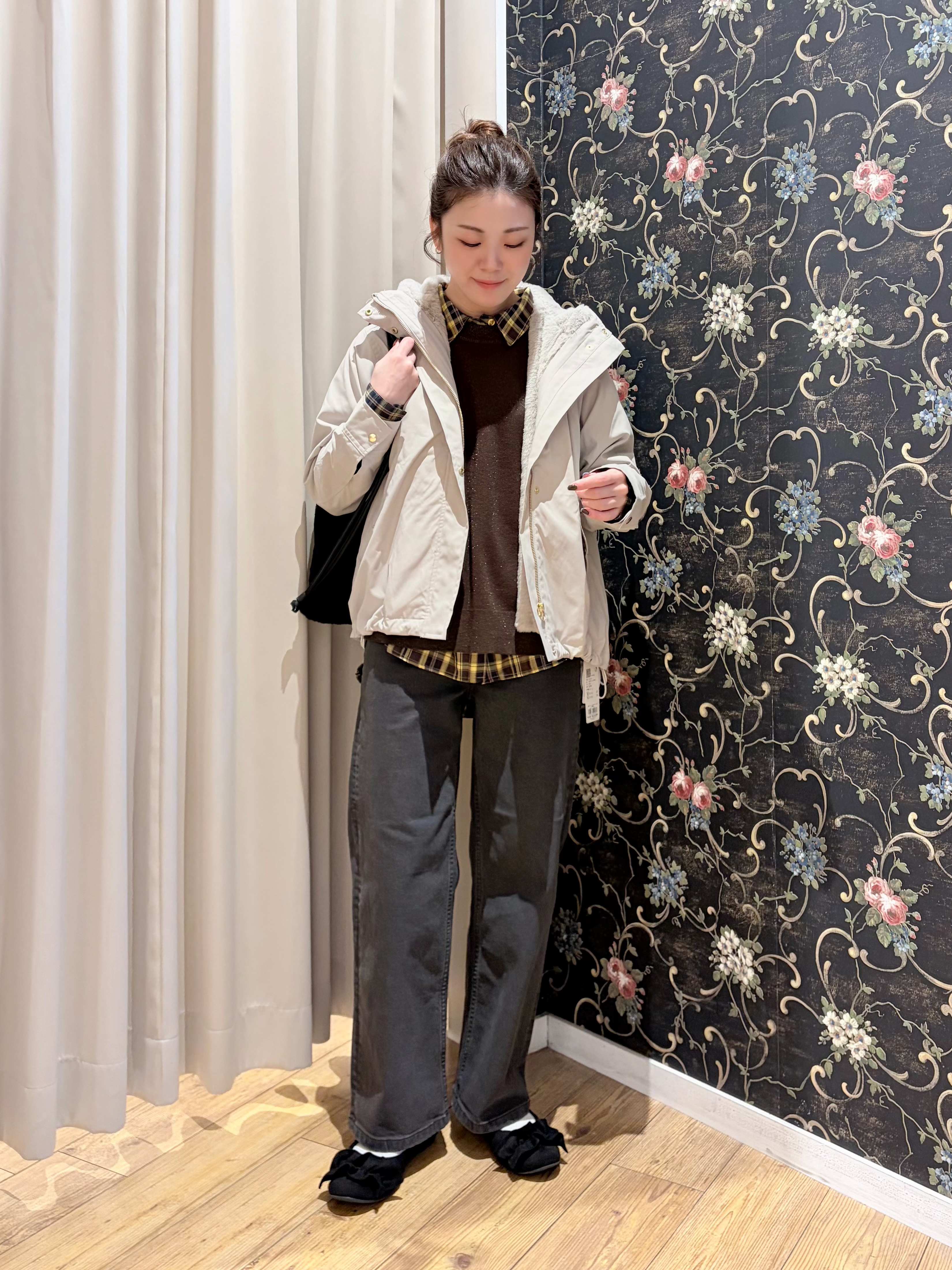 おうめさんの「SHOO･LA･RUE｜【洗濯機可/撥水/マルチWAY】ファーライナー付き 毎日欲張りマンパ」を使ったコーディネート