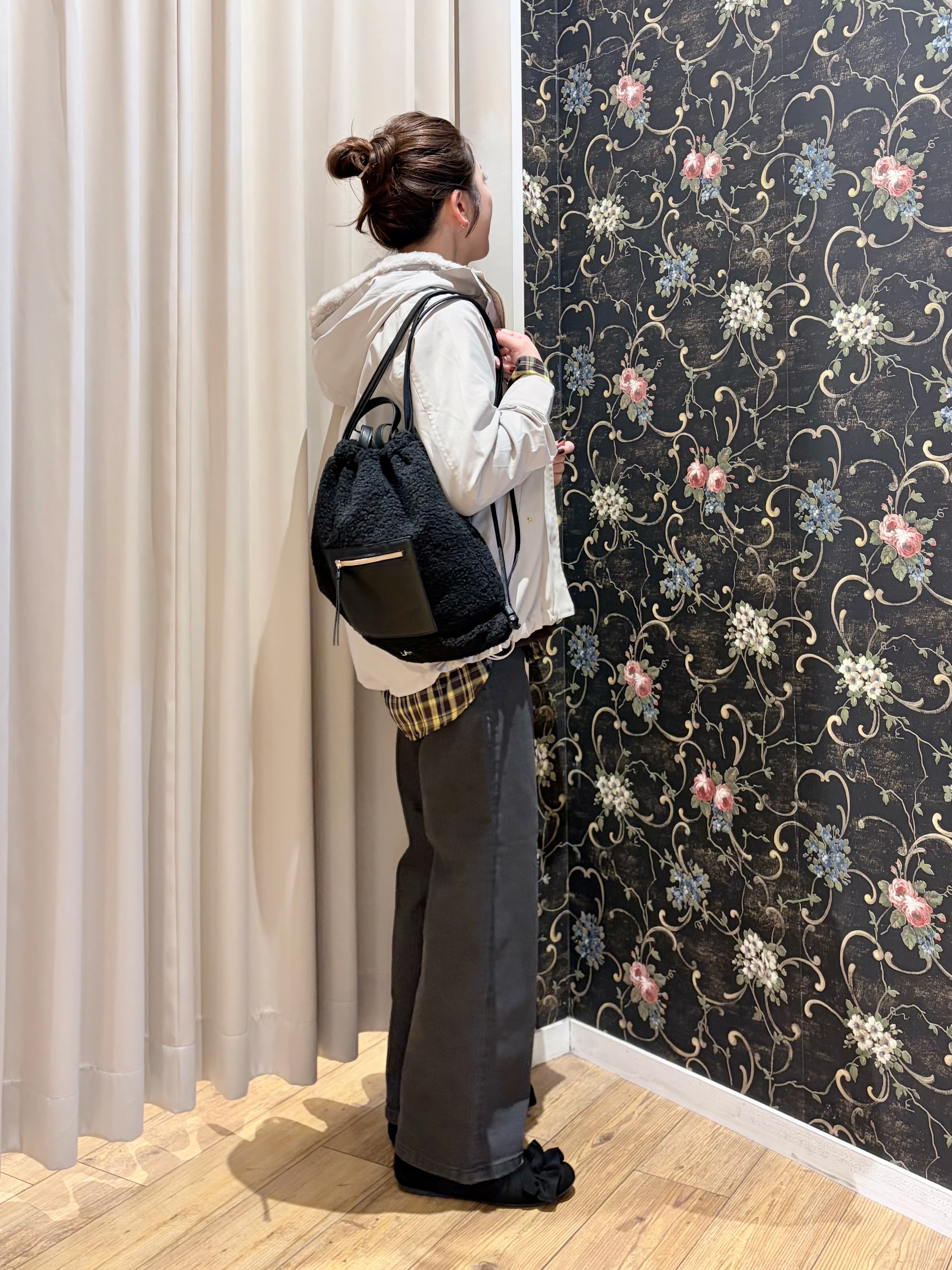 おうめさんの「SHOO･LA･RUE｜【洗濯機可/撥水/マルチWAY】ファーライナー付き 毎日欲張りマンパ」を使ったコーディネート