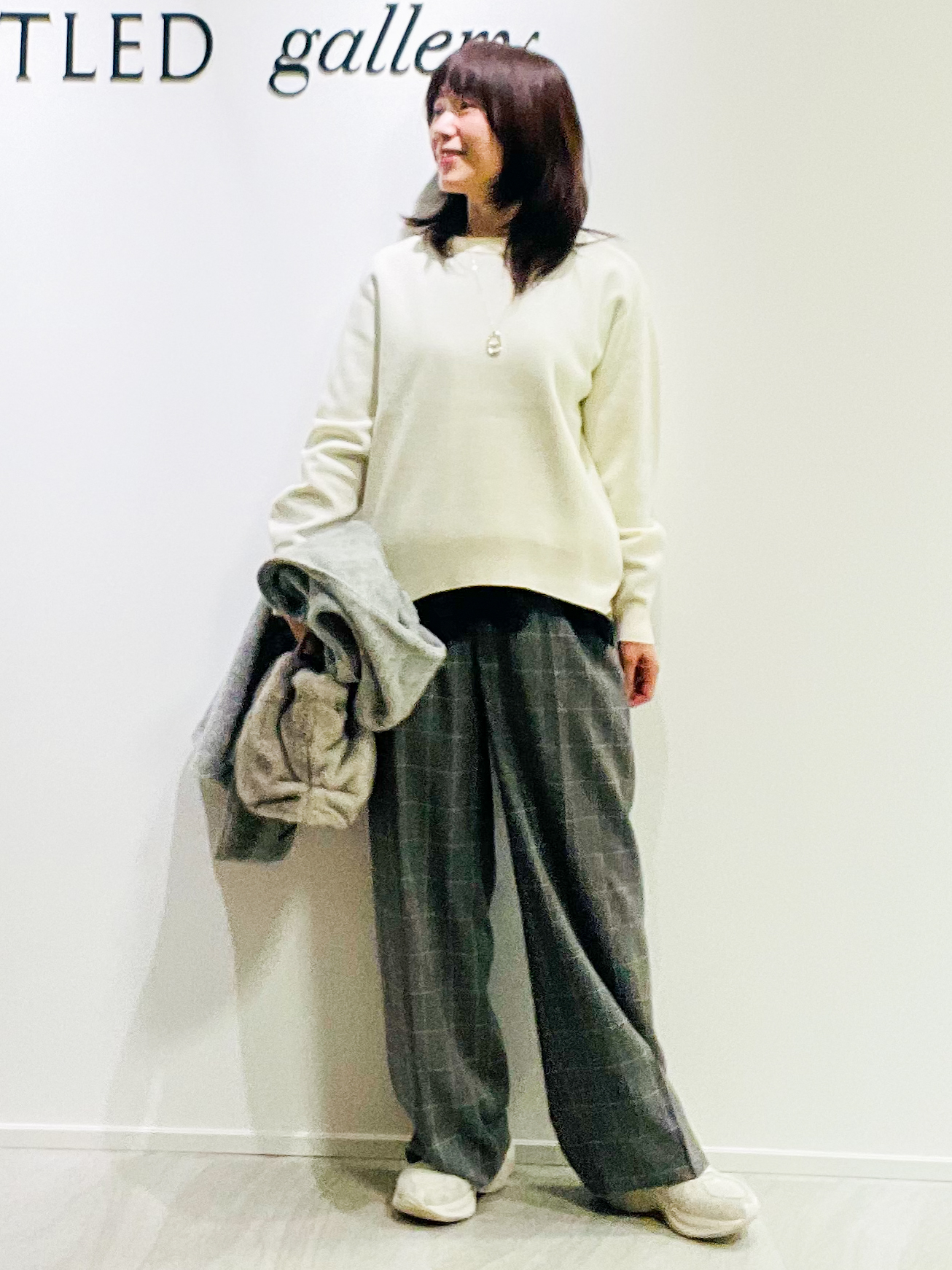 めいさんの「UNTITLED｜【きれいめカジュアル】スウェットライクニットプルオーバー」を使ったコーディネート