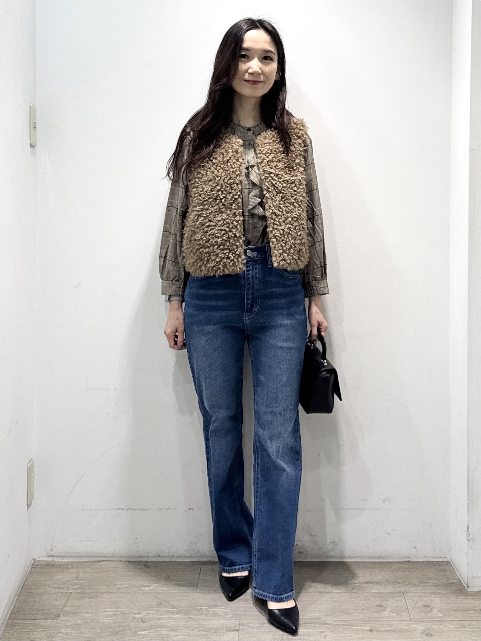 yuicciさんの「OPAQUE.CLIP｜【森絵梨佳さん着用】チェック柄フリルブラウス《洗濯機OK》」を使ったコーディネート