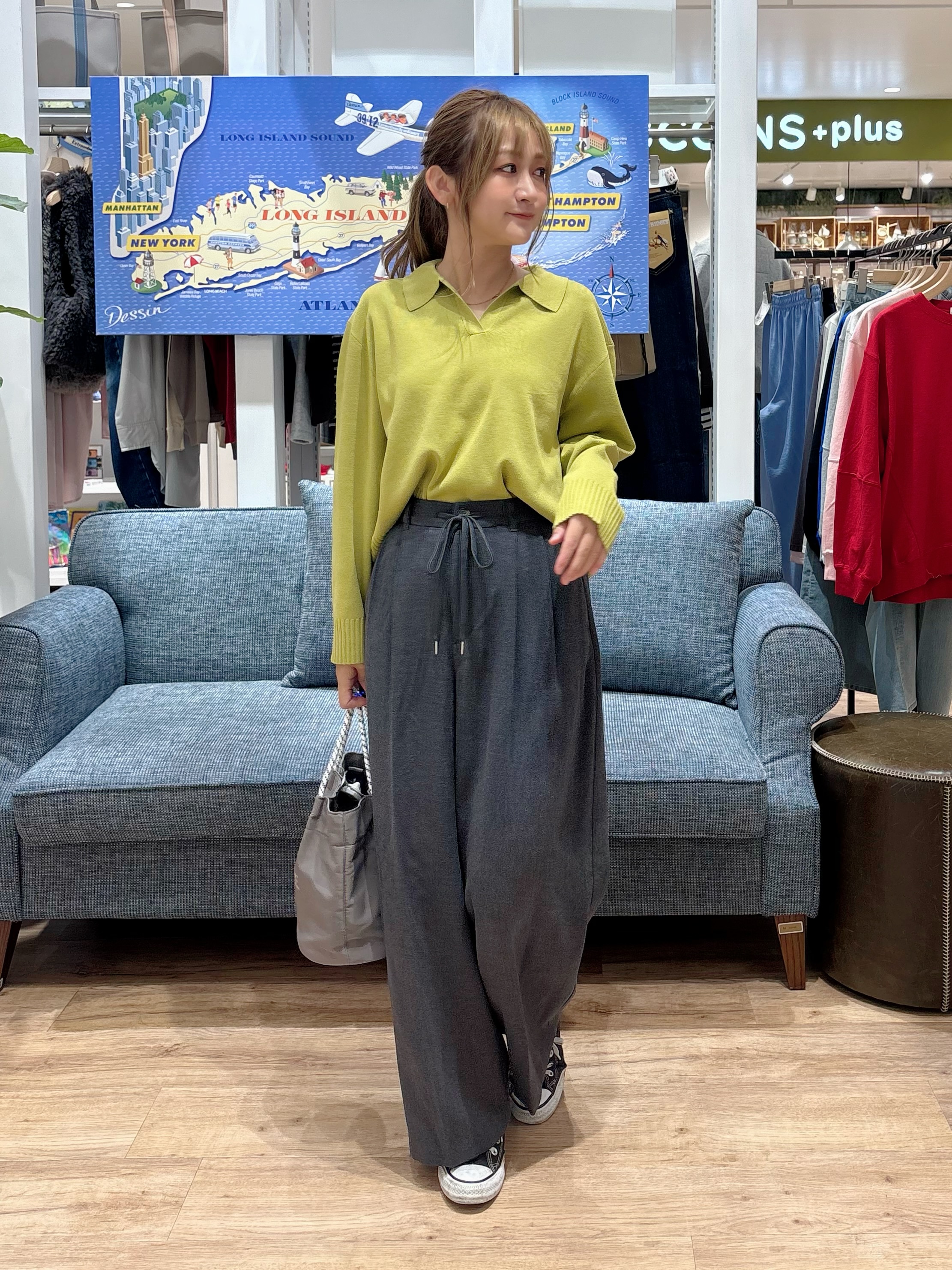 yuinaさんの「Dessin｜【洗濯機OK】抜け感スキッパーポロニット」を使ったコーディネート