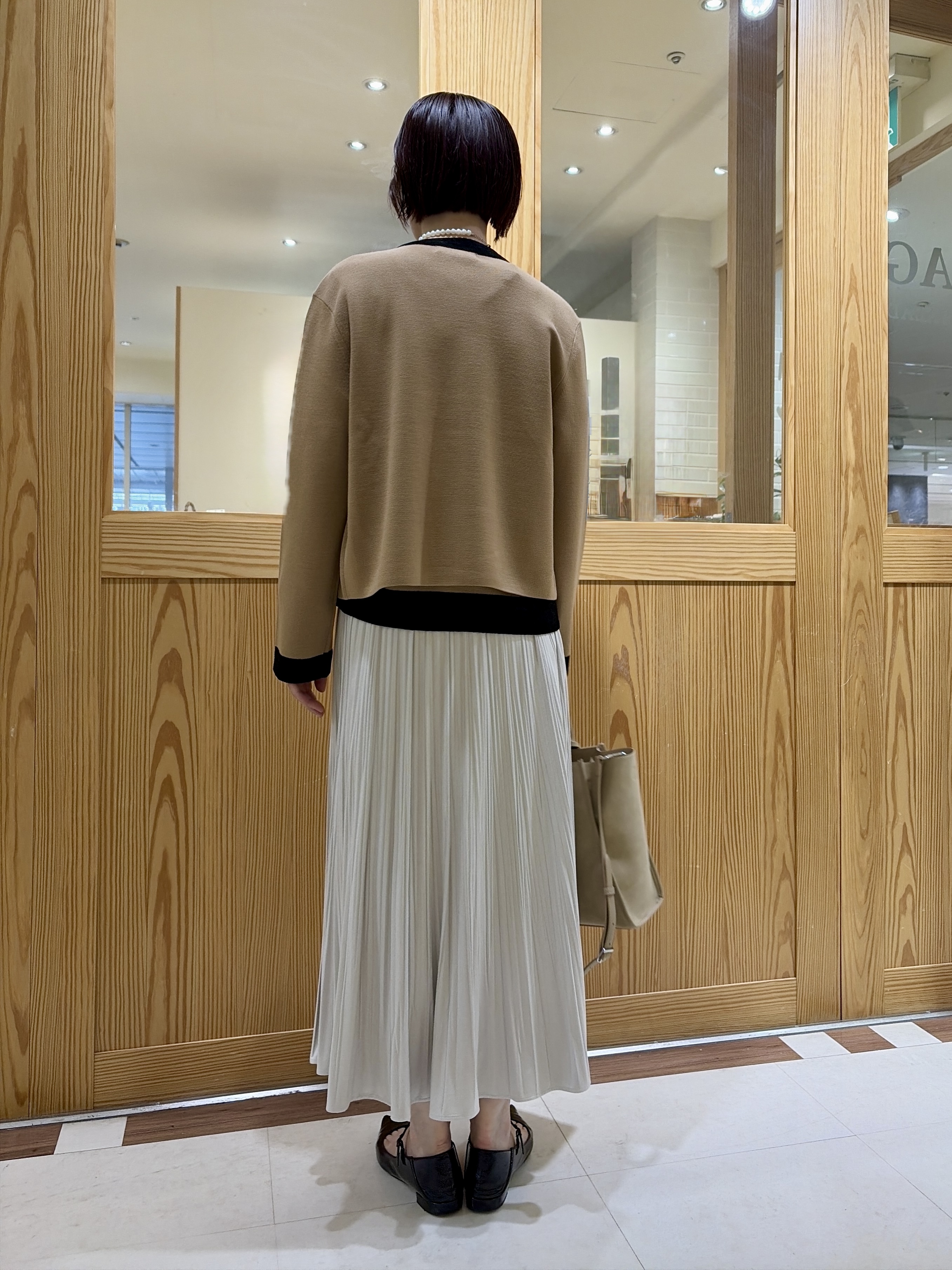 ゆうさんの「UNTITLED｜【アンサンブル可/ジャケットライク】モールラインカーディガン」を使ったコーディネート