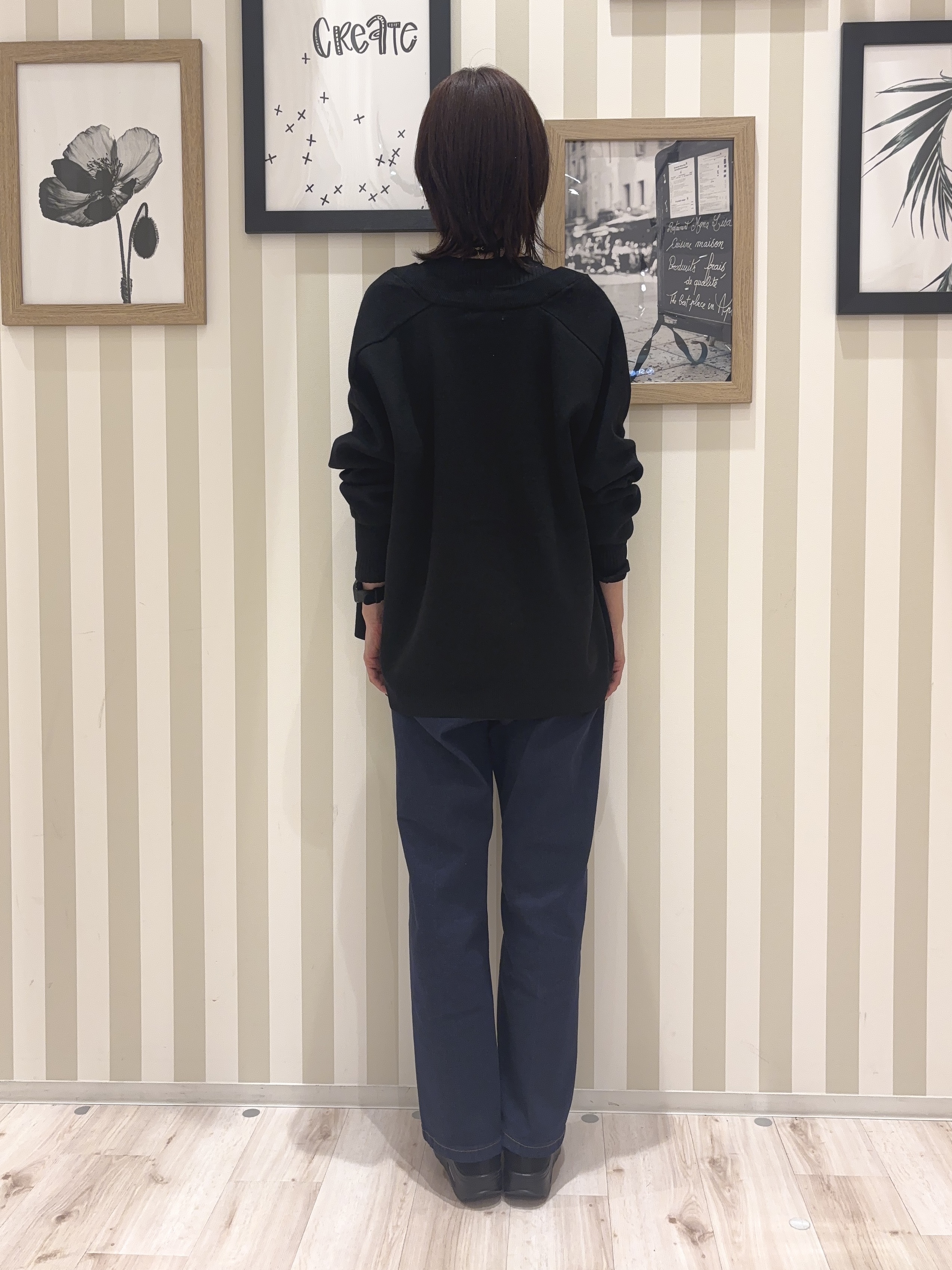 たまごがにさんの「SHOO･LA･RUE｜【毛玉になりにくい/S-LL/洗濯機可/体型カバー】Vネックゆったりカーディガン」を使ったコーディネート
