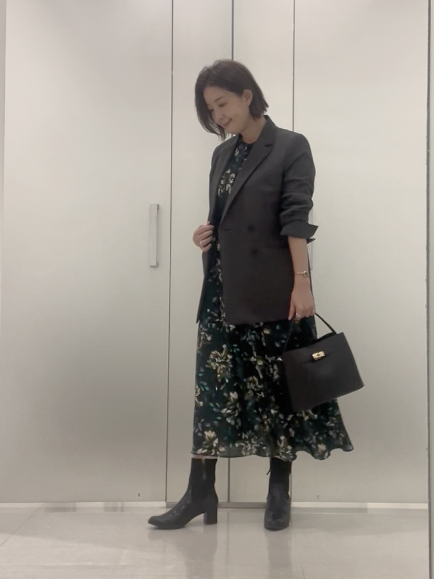 まどかさんの「UNTITLED｜【セットアップ可/秋羽織り/お仕事スーツ】ウールブレンドダブルジャケット」を使ったコーディネート
