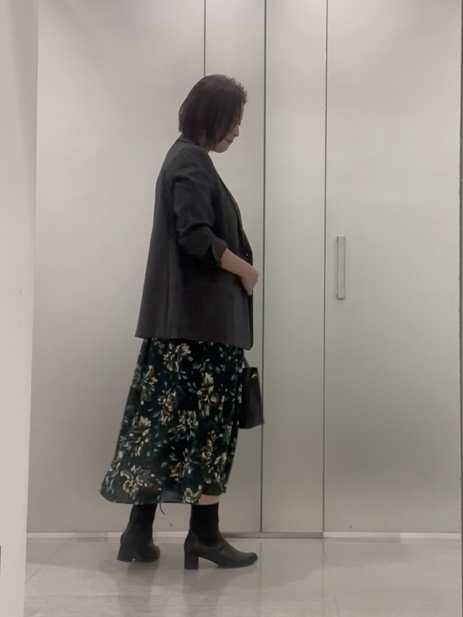 まどかさんの「UNTITLED｜【セットアップ可/秋羽織り/お仕事スーツ】ウールブレンドダブルジャケット」を使ったコーディネート