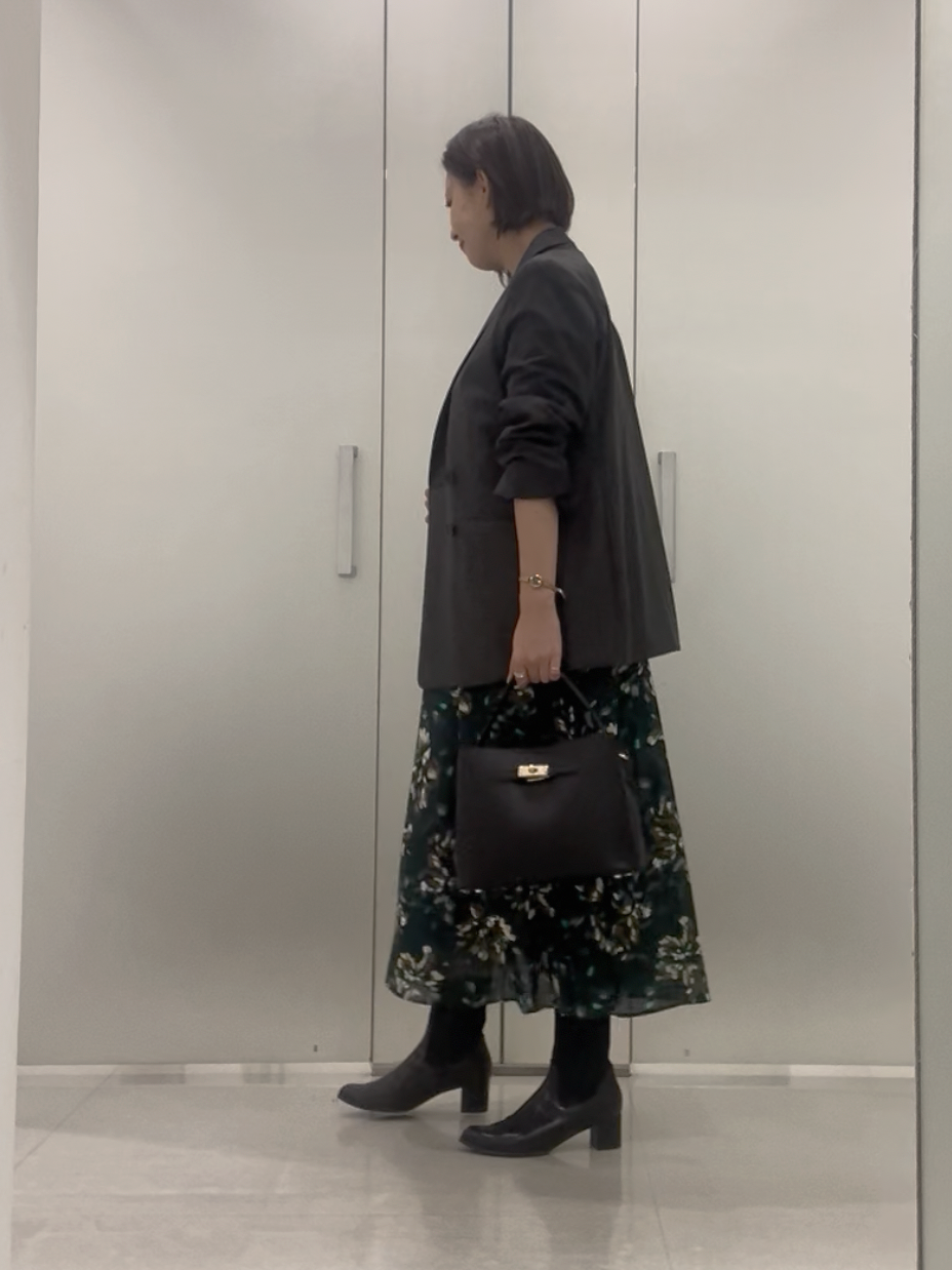 まどかさんの「UNTITLED｜【セットアップ可/秋羽織り/お仕事スーツ】ウールブレンドダブルジャケット」を使ったコーディネート