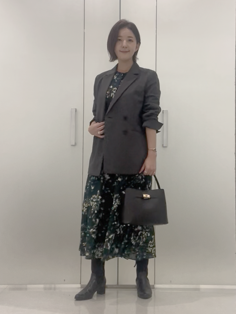 まどかさんの「UNTITLED｜【セットアップ可/秋羽織り/お仕事スーツ】ウールブレンドダブルジャケット」を使ったコーディネート