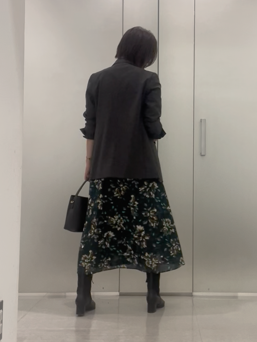 まどかさんの「UNTITLED｜【セットアップ可/秋羽織り/お仕事スーツ】ウールブレンドダブルジャケット」を使ったコーディネート