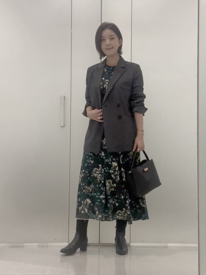 まどかさんの「UNTITLED｜【セットアップ可/秋羽織り/お仕事スーツ】ウールブレンドダブルジャケット」を使ったコーディネート