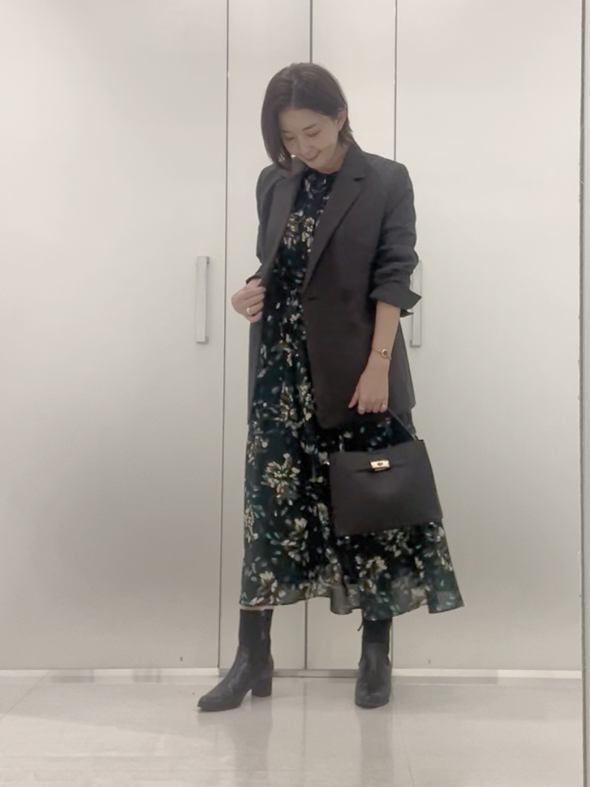 まどかさんの「UNTITLED｜【セットアップ可/秋羽織り/お仕事スーツ】ウールブレンドダブルジャケット」を使ったコーディネート