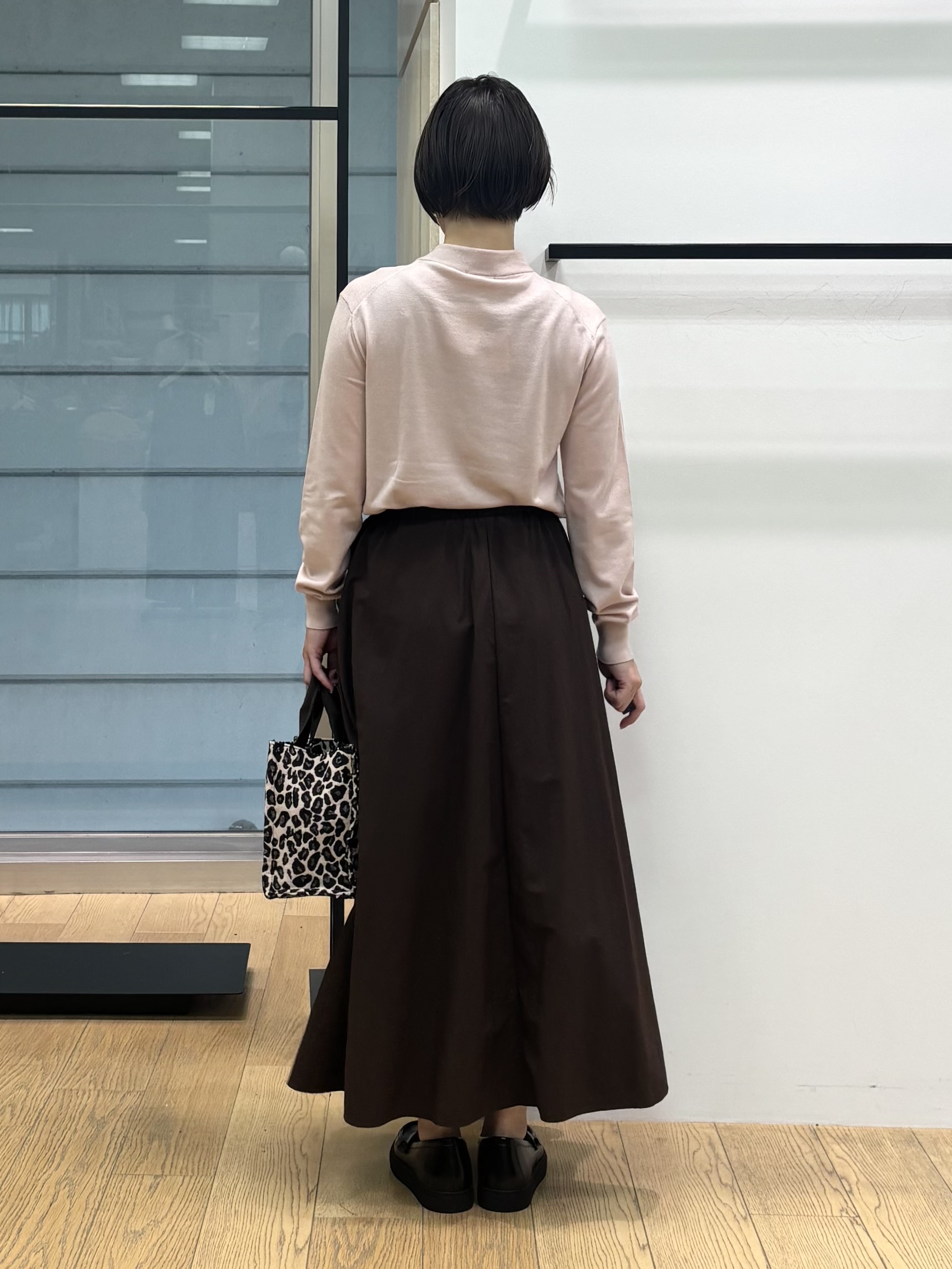 asamiさんの「INDIVI｜【風合い〇／キレイめ華やか】サイドボウタイニット」を使ったコーディネート