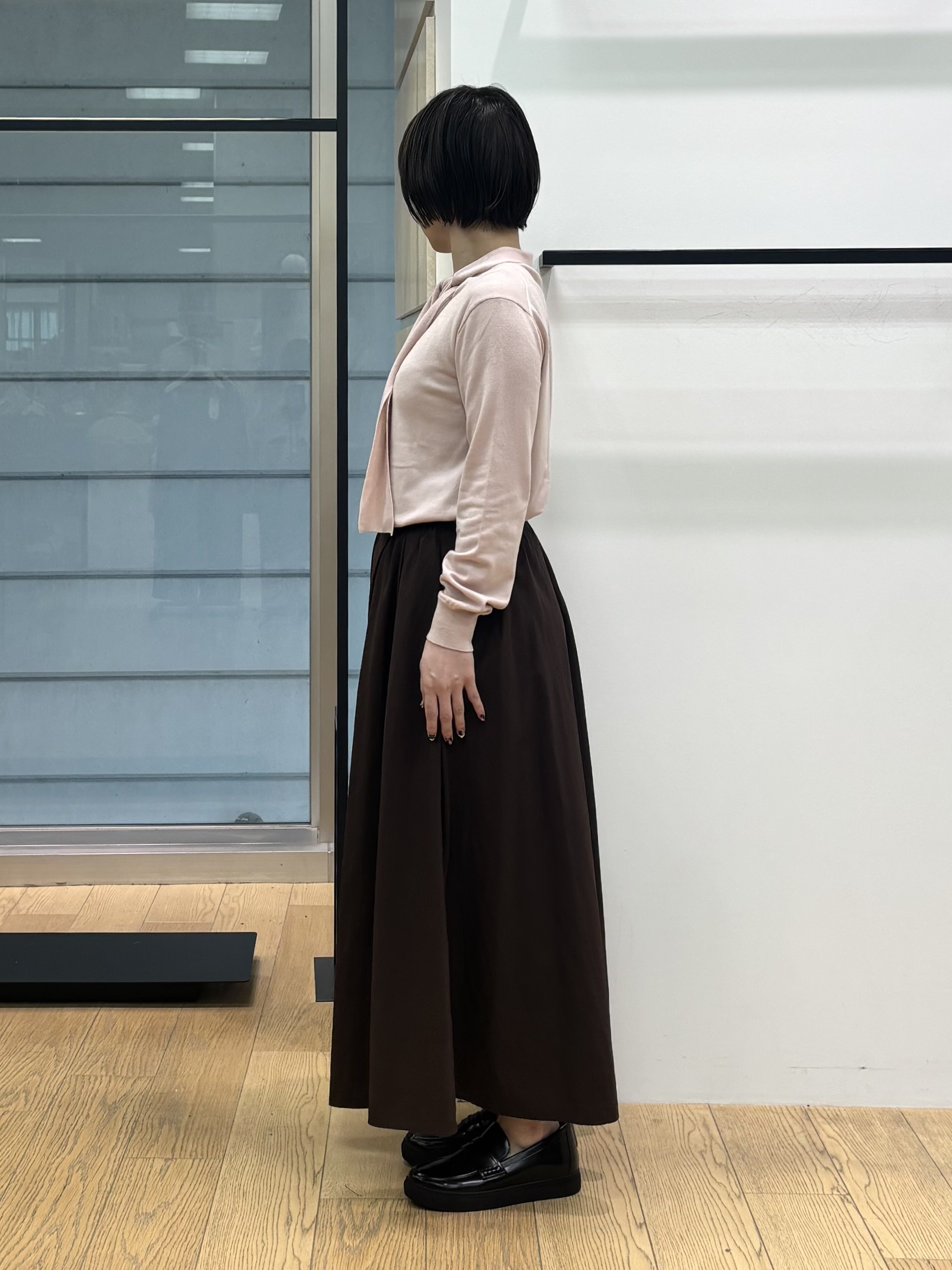 asamiさんの「INDIVI｜【風合い〇／キレイめ華やか】サイドボウタイニット」を使ったコーディネート