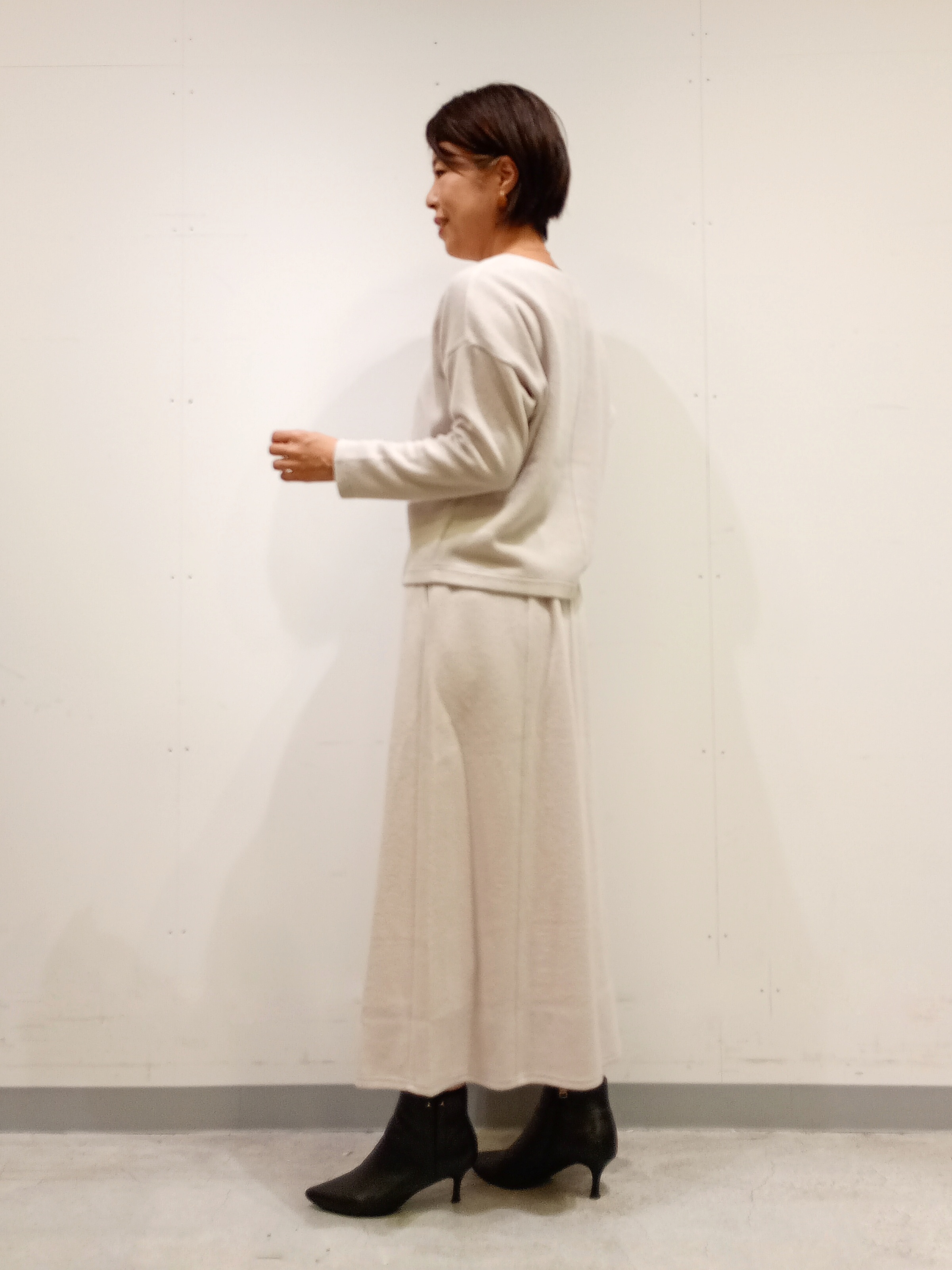 Kさんの「INDIVI｜【羽織るだけでお洒落】カールエコファー ジレ」を使ったコーディネート