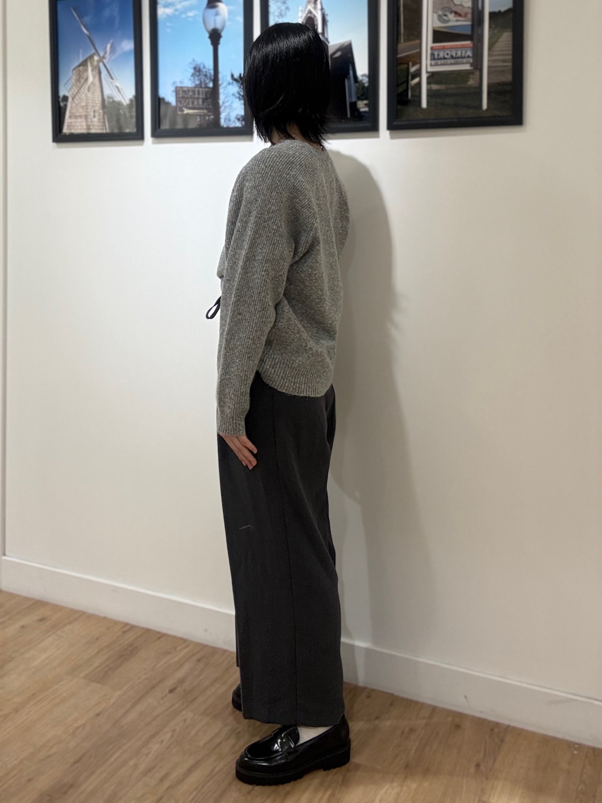 三浦りおんさんの「Dessin｜【洗濯機OK/サスティナブル/6色展開】編地切替ラグラン ニットプルオーバー」を使ったコーディネート