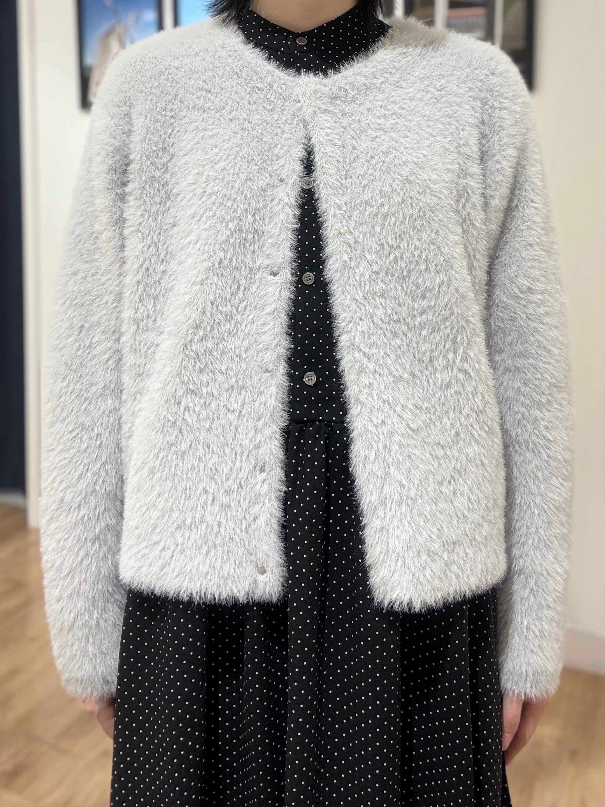 三浦りおんさんの「Dessin｜【洗える】シャギーニットカーディガン」を使ったコーディネート