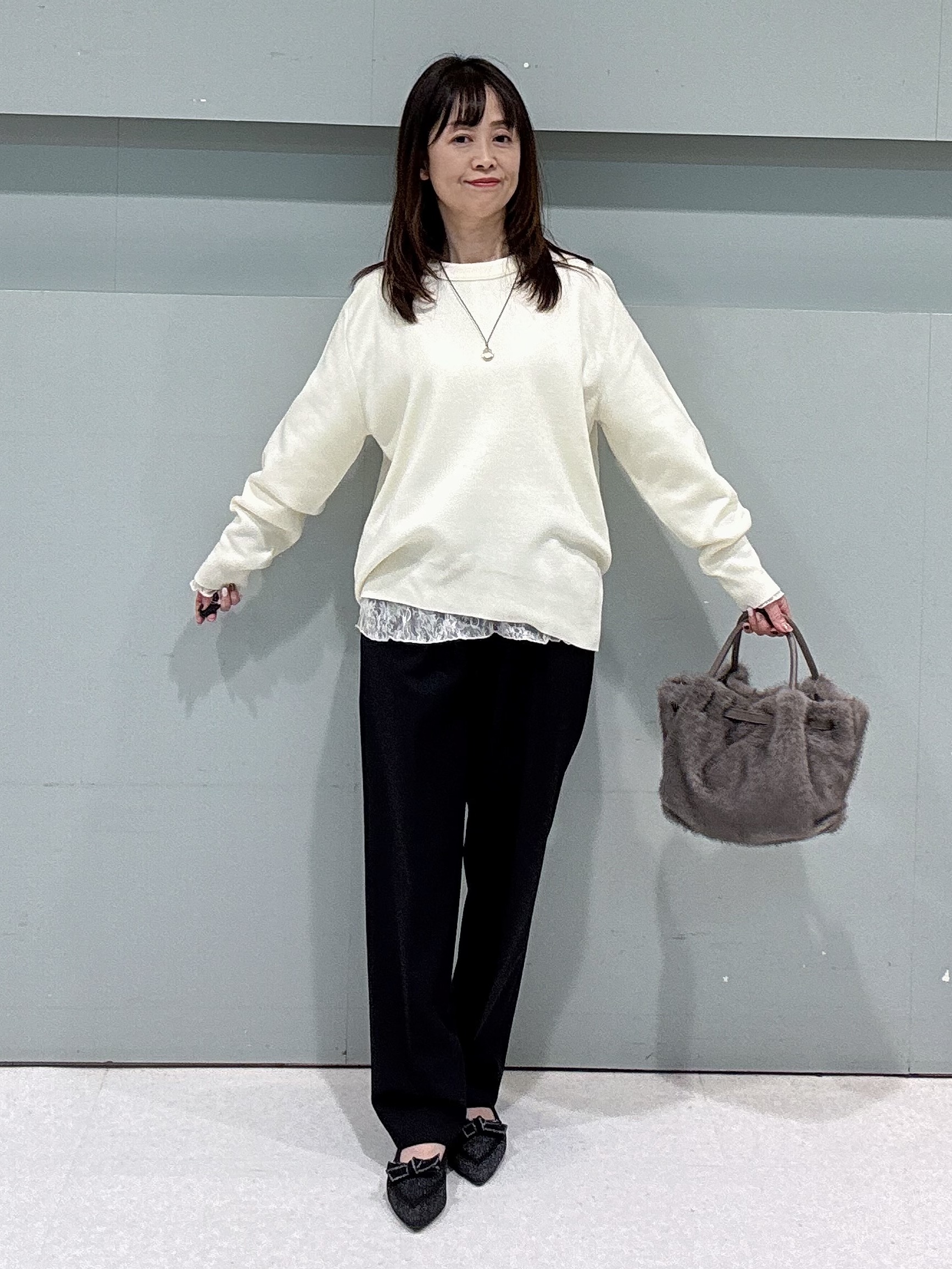 makiさんの「UNTITLED｜【きれいめカジュアル】スウェットライクニットプルオーバー」を使ったコーディネート