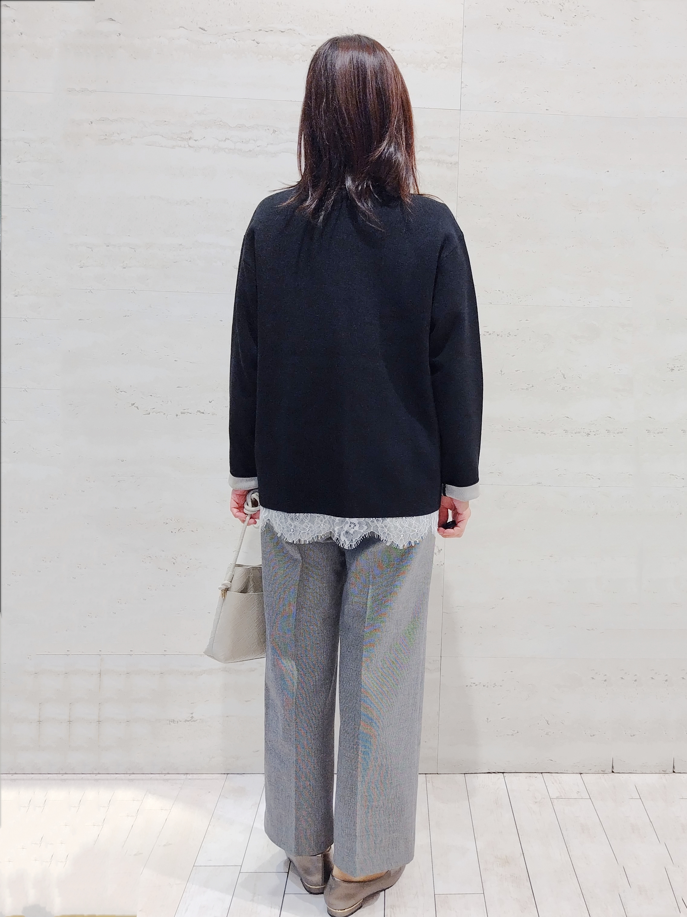 よしみさんの「OPAQUE.CLIP｜裾レースドッキングカットソー【洗濯機OK】」を使ったコーディネート