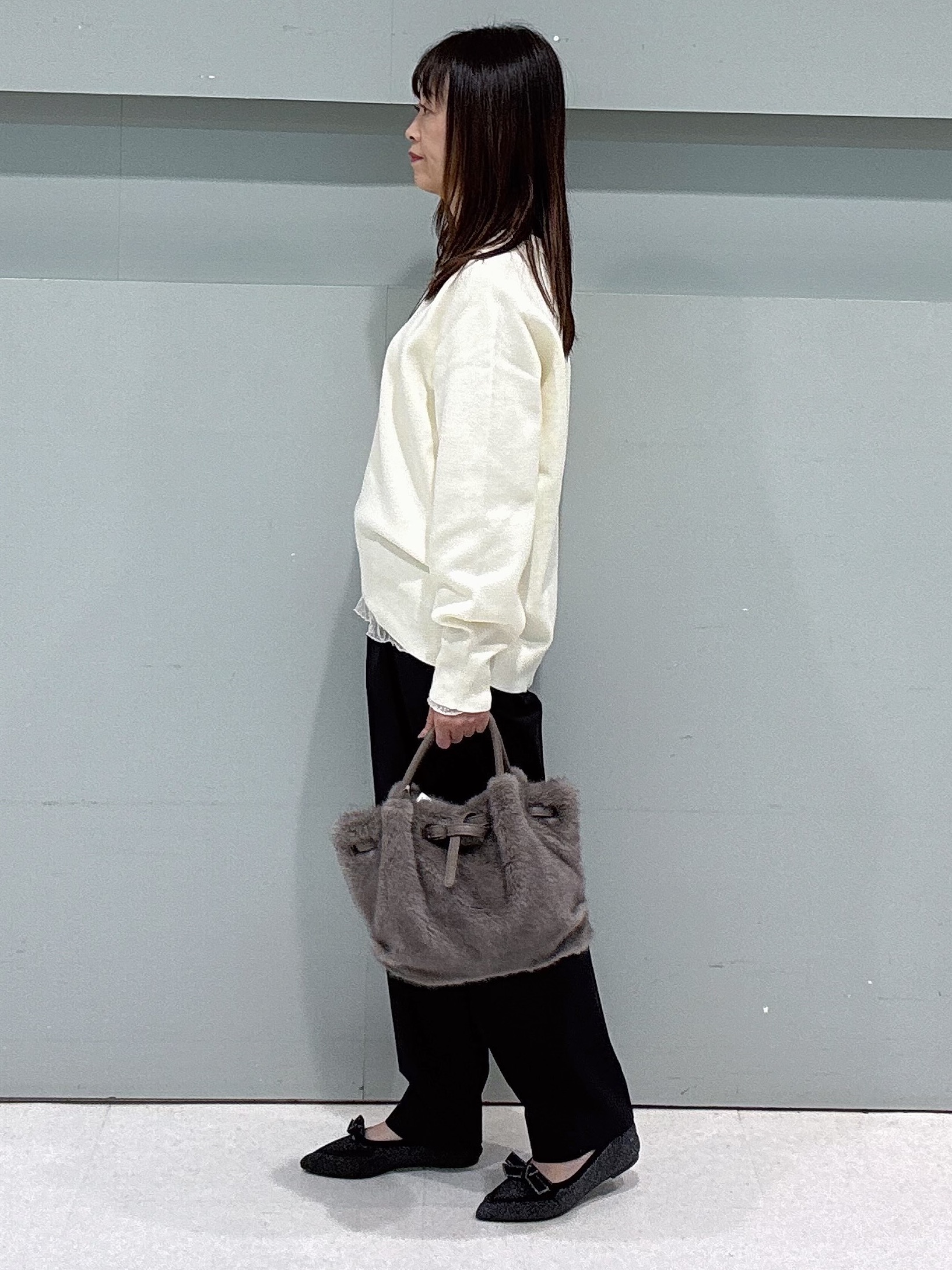 makiさんの「UNTITLED｜【きれいめカジュアル】スウェットライクニットプルオーバー」を使ったコーディネート