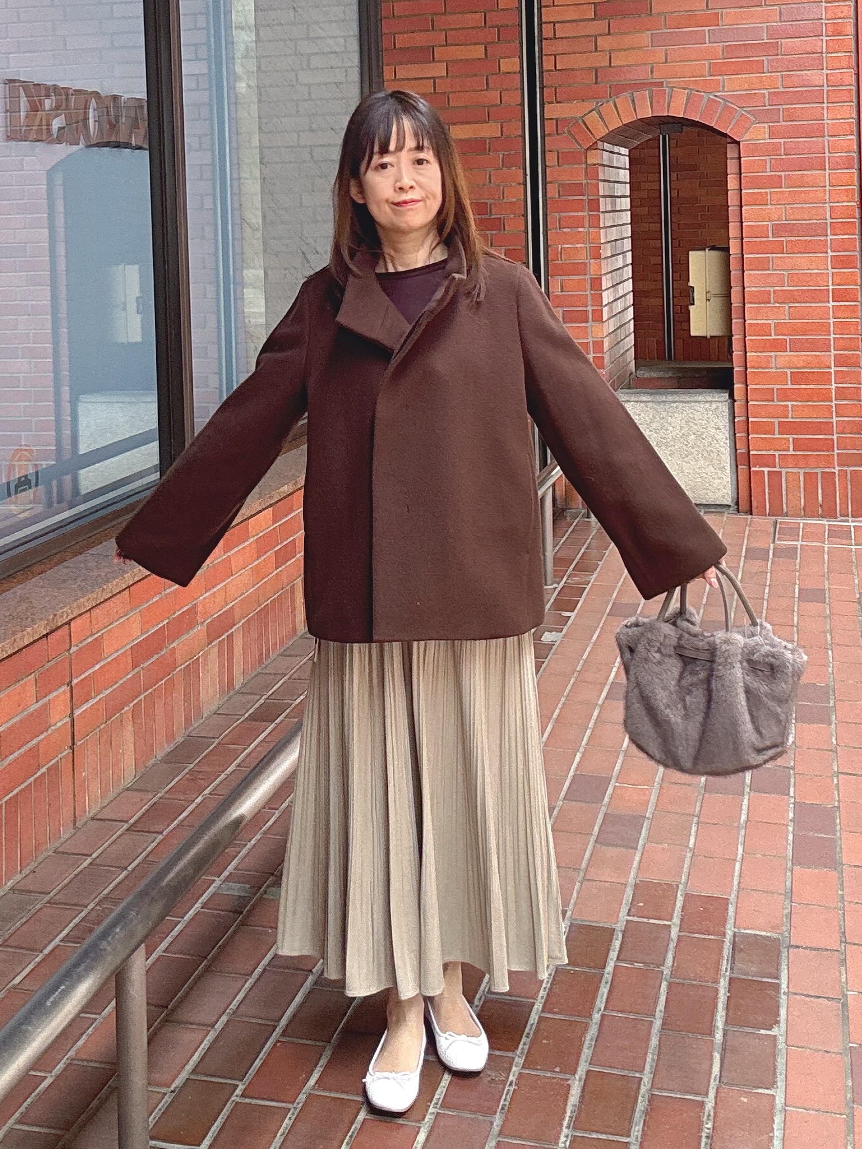 makiさんの「UNTITLED｜【軽アウター/ウール100】ウールショートコート」を使ったコーディネート