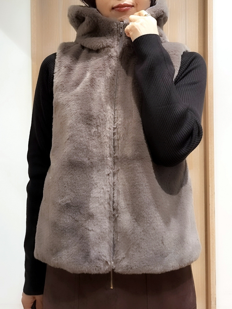 YUKIさんの「SHOO･LA･RUE｜【洗濯機可/撥水/マルチWAY】ファーライナー付き 毎日欲張りマンパ」を使ったコーディネート
