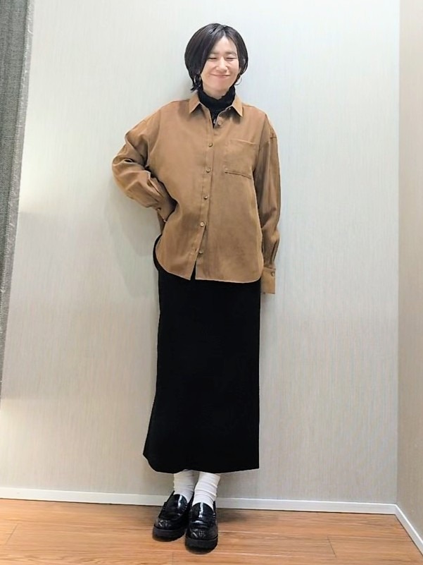 ミズタさんの「UNTITLED｜【セットアップ可/秋羽織り】スエードライクシャツ」を使ったコーディネート
