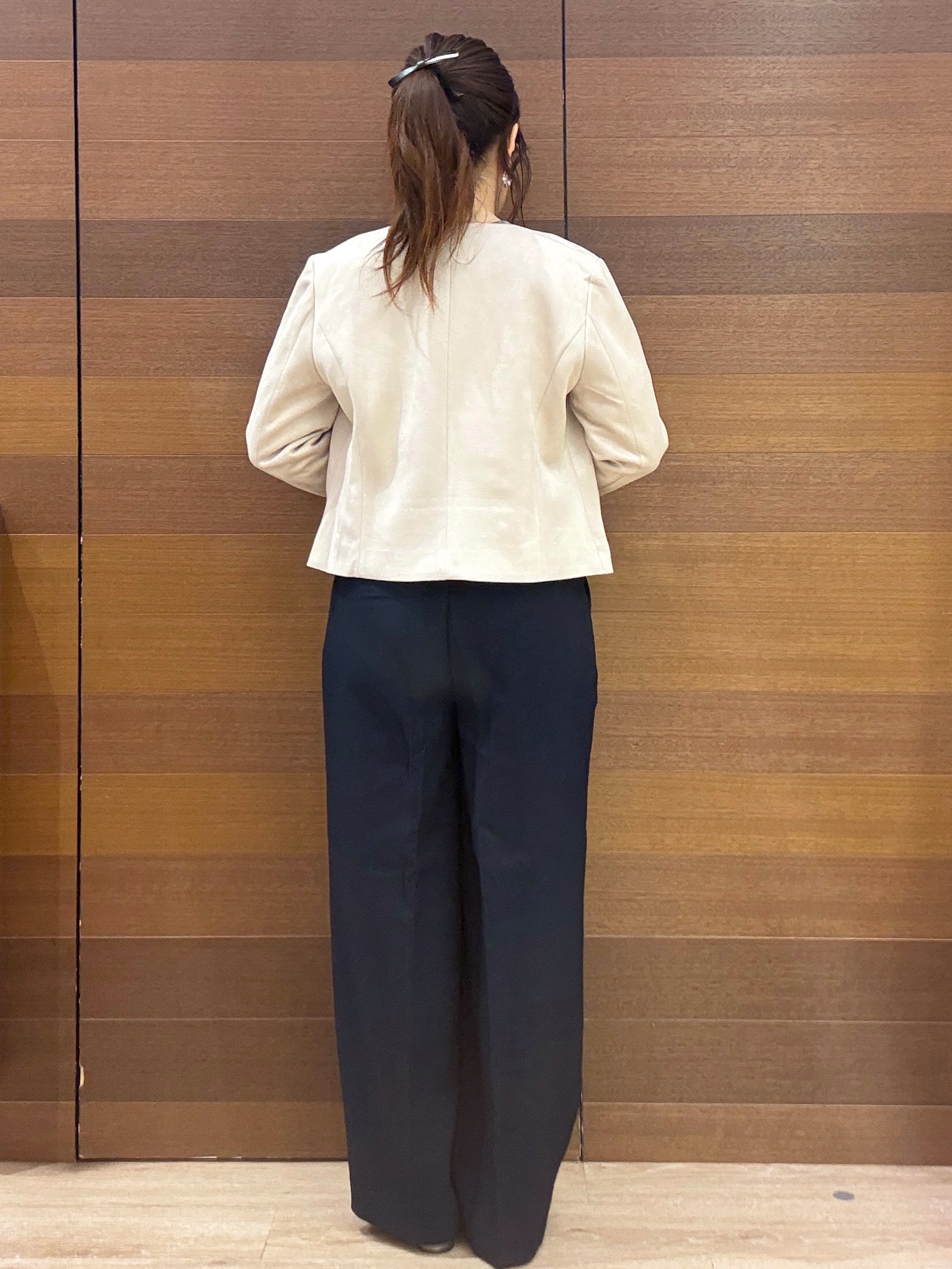 maichiさんの「OPAQUE.CLIP｜【洗える】レザー調／スウェード風ノーカラーブルゾン」を使ったコーディネート
