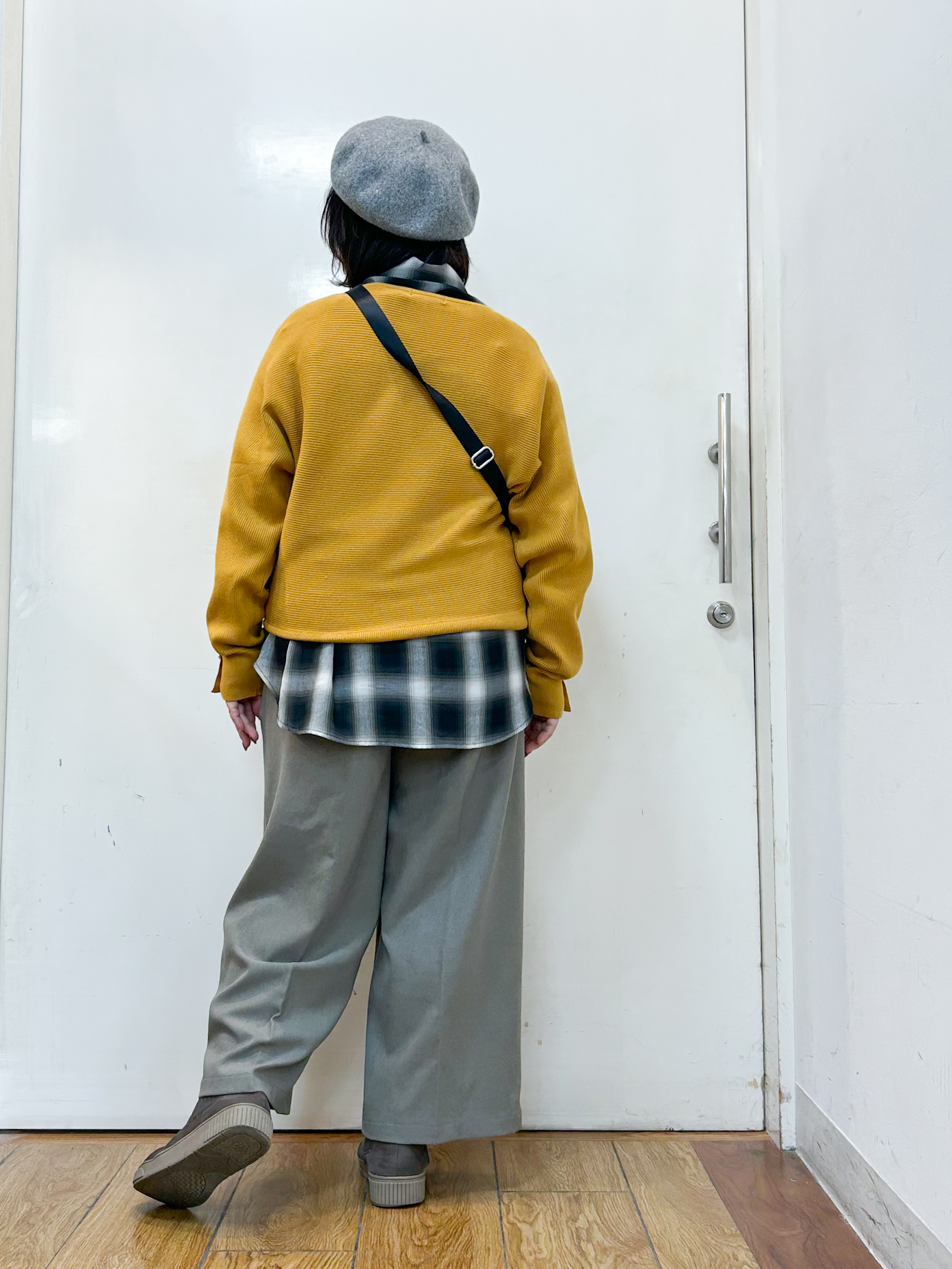 haruさんの「SHOO･LA･RUE｜【洗濯機可/体型カバー】やわらかリブドルマンニット」を使ったコーディネート