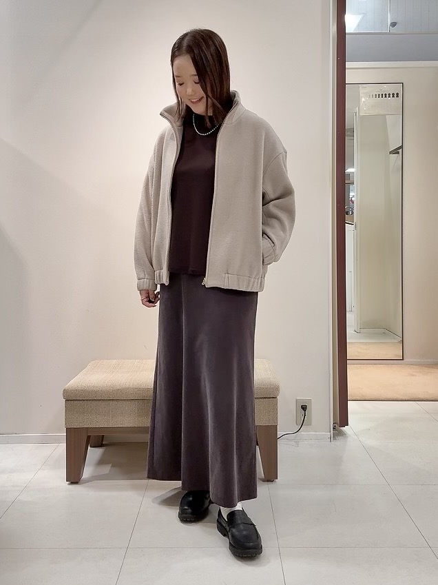 YUIさんの「UNTITLED｜【軽アウター/きれいめスポーティ】スタンドカラージップコート」を使ったコーディネート