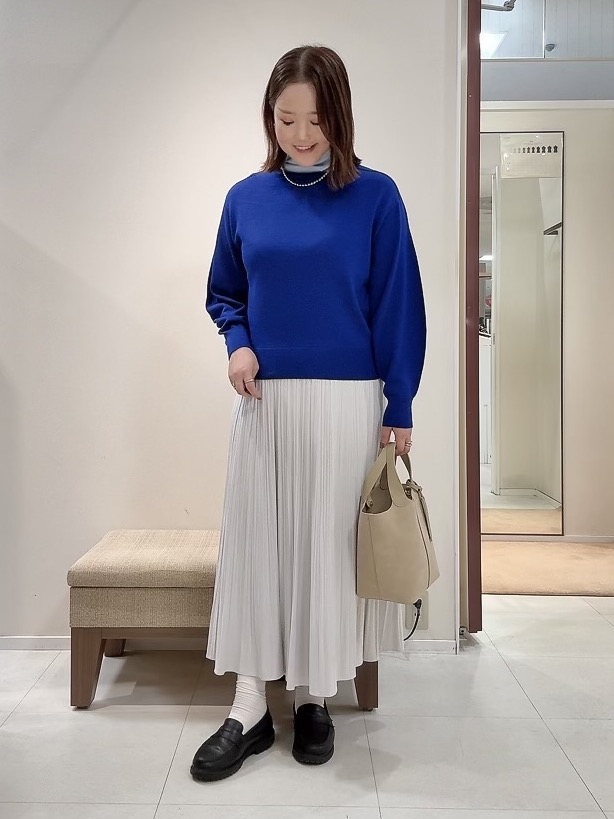 YUIさんの「UNTITLED｜【店頭人気！/8色展開】ボリュームスリーブニットプルオーバー」を使ったコーディネート