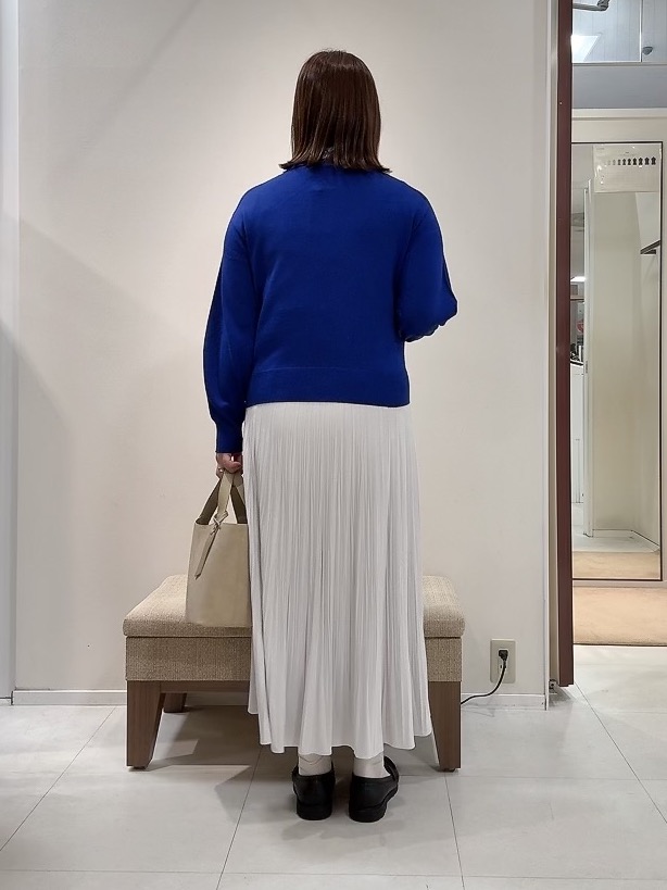 YUIさんの「UNTITLED｜【店頭人気！/8色展開】ボリュームスリーブニットプルオーバー」を使ったコーディネート