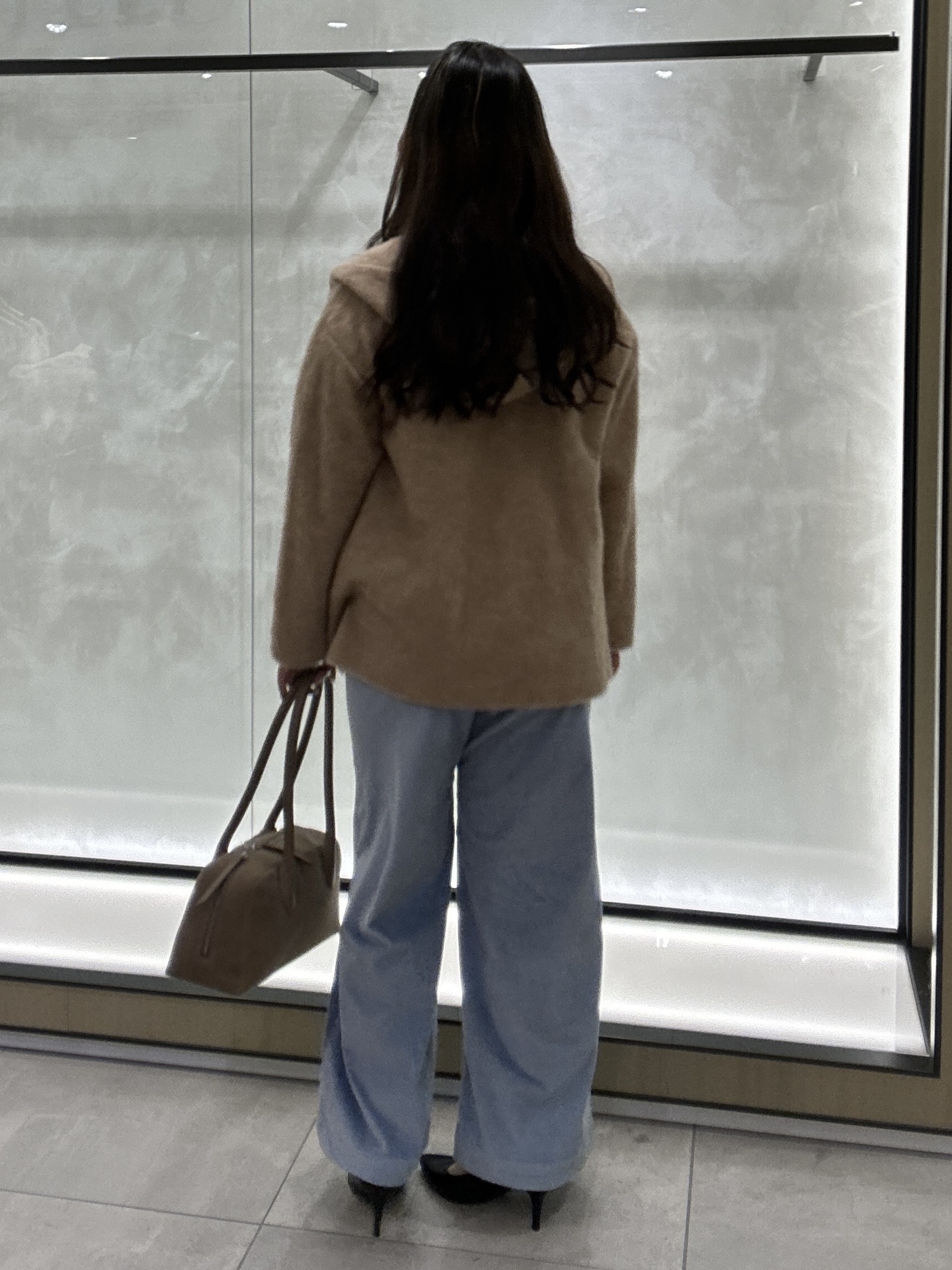 YURIさんの「UNTITLED｜【アンサンブル可/上品映え】モールラインクルーネックニット」を使ったコーディネート