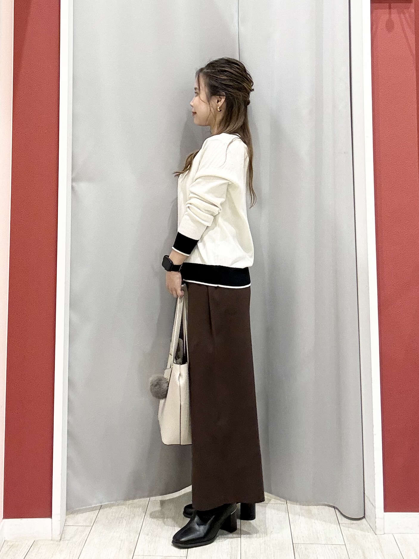 shioさんの「SHOO･LA･RUE｜【S-LL/洗濯機可】配色使いが目を惹く クルーネックニットカーディガン」を使ったコーディネート