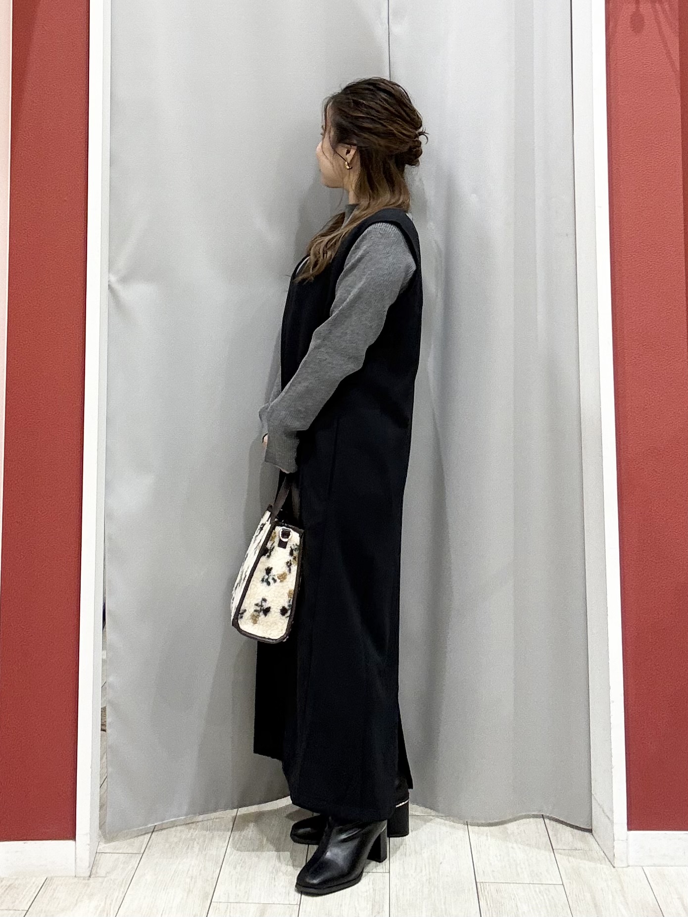 shioさんの「SHOO･LA･RUE｜【絶妙なゆるピタ/S-LL/洗濯機可】ちくちくしにくいリブハイネック やわらかニット」を使ったコーディネート