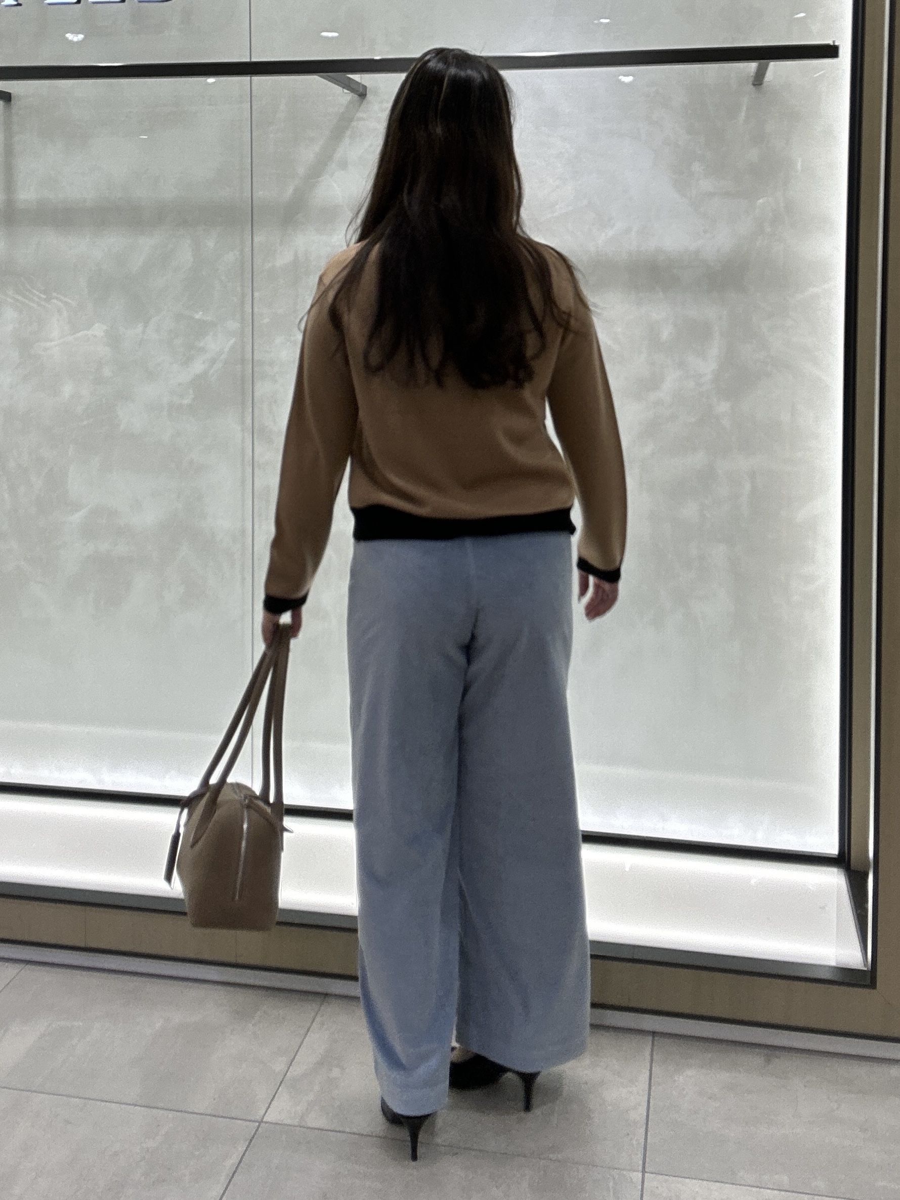 YURIさんの「UNTITLED｜【アンサンブル可/上品映え】モールラインクルーネックニット」を使ったコーディネート