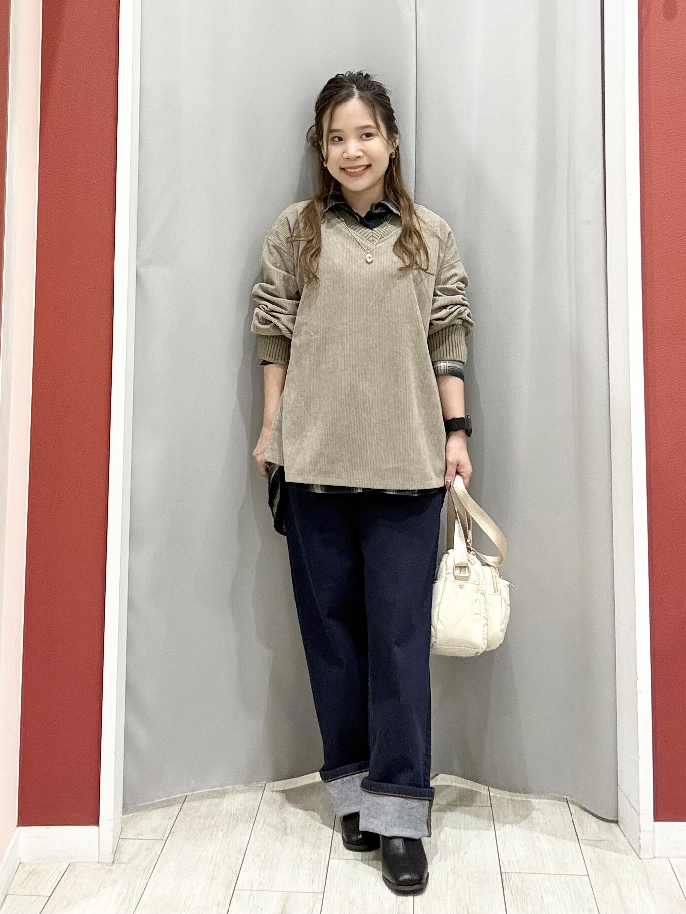 shioさんの「SHOO･LA･RUE｜【S-LL/洗濯機可/前後2WAY】大人カジュアルにきまる コーデュロイトップス」を使ったコーディネート