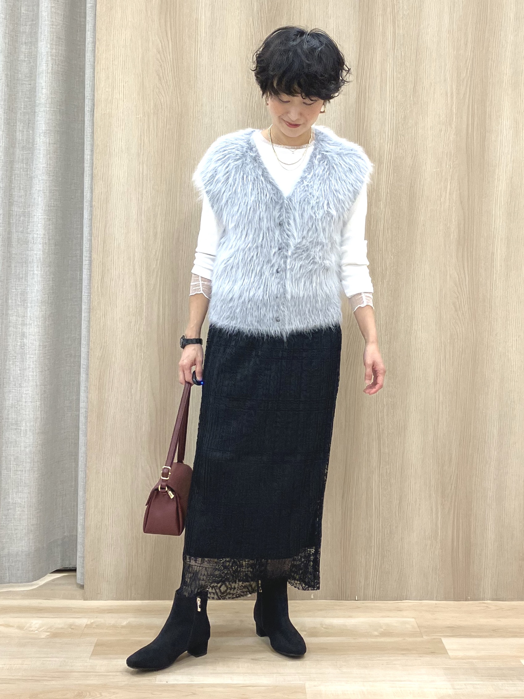 Keiさんの「grove｜ロングフェザーベスト」を使ったコーディネート