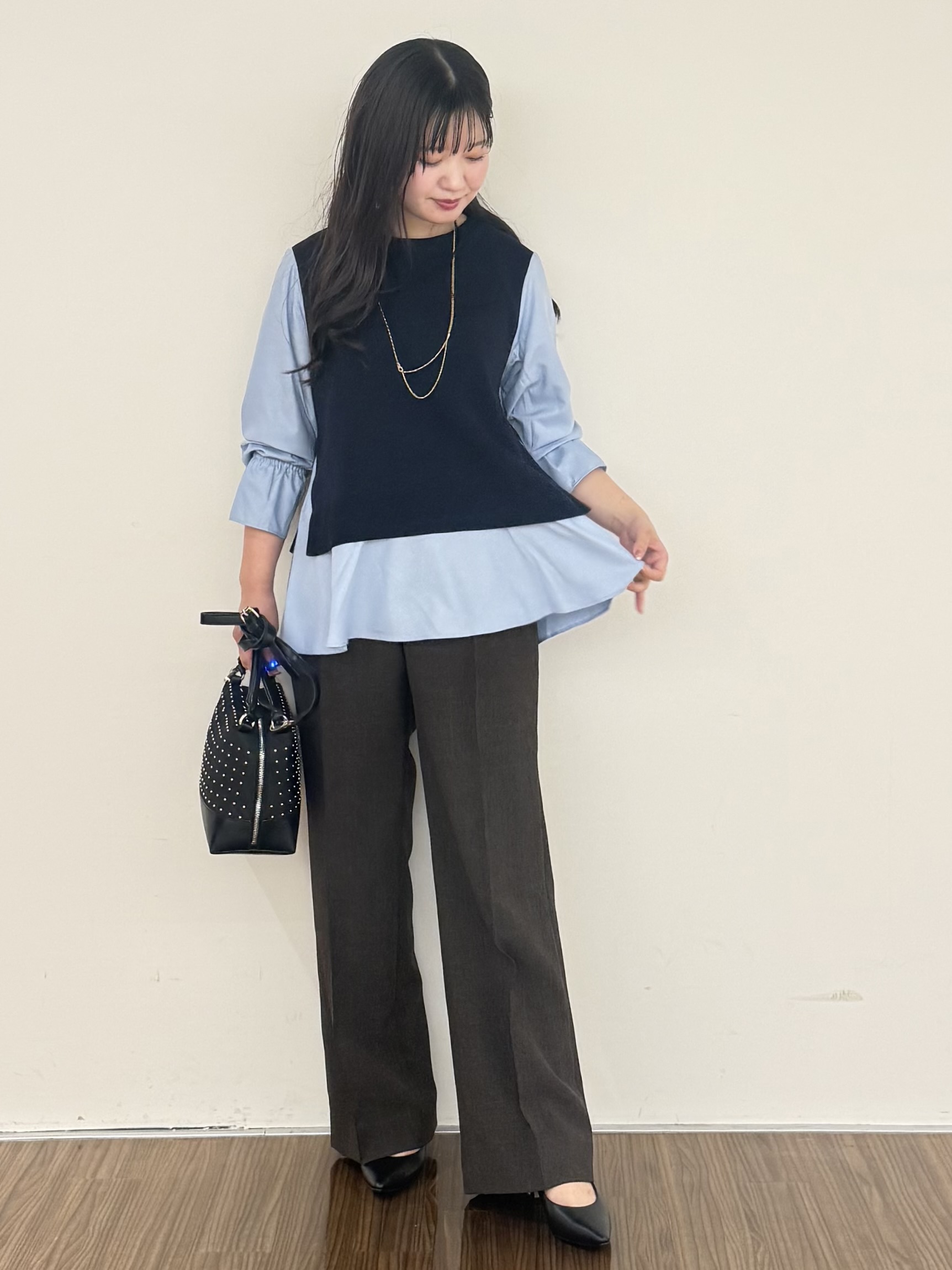 いくみさんの「INDIVI｜【洗える／1枚でコーデ完成】重ね着風ニットトップス」を使ったコーディネート