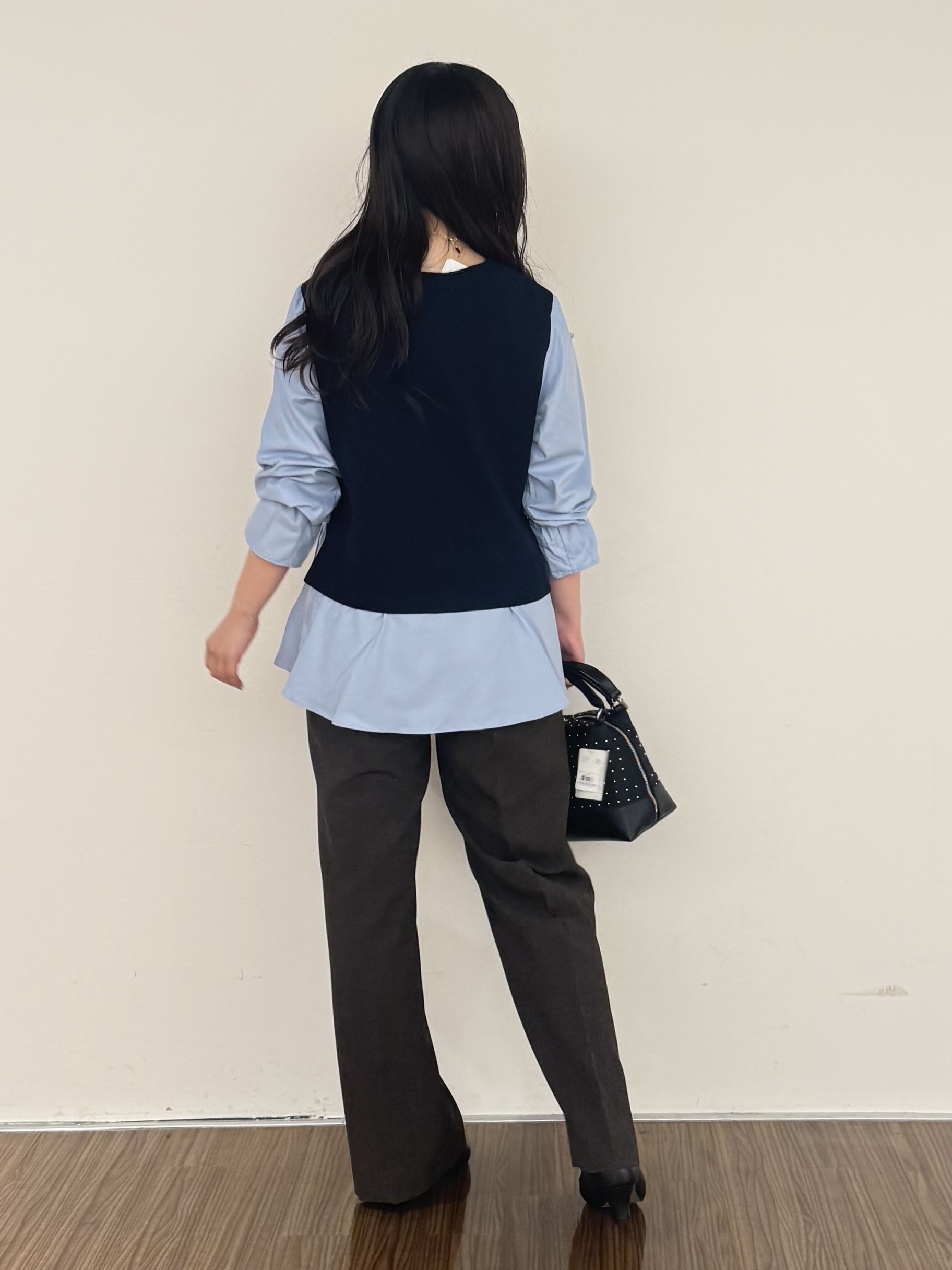 いくみさんの「INDIVI｜【洗える／1枚でコーデ完成】重ね着風ニットトップス」を使ったコーディネート