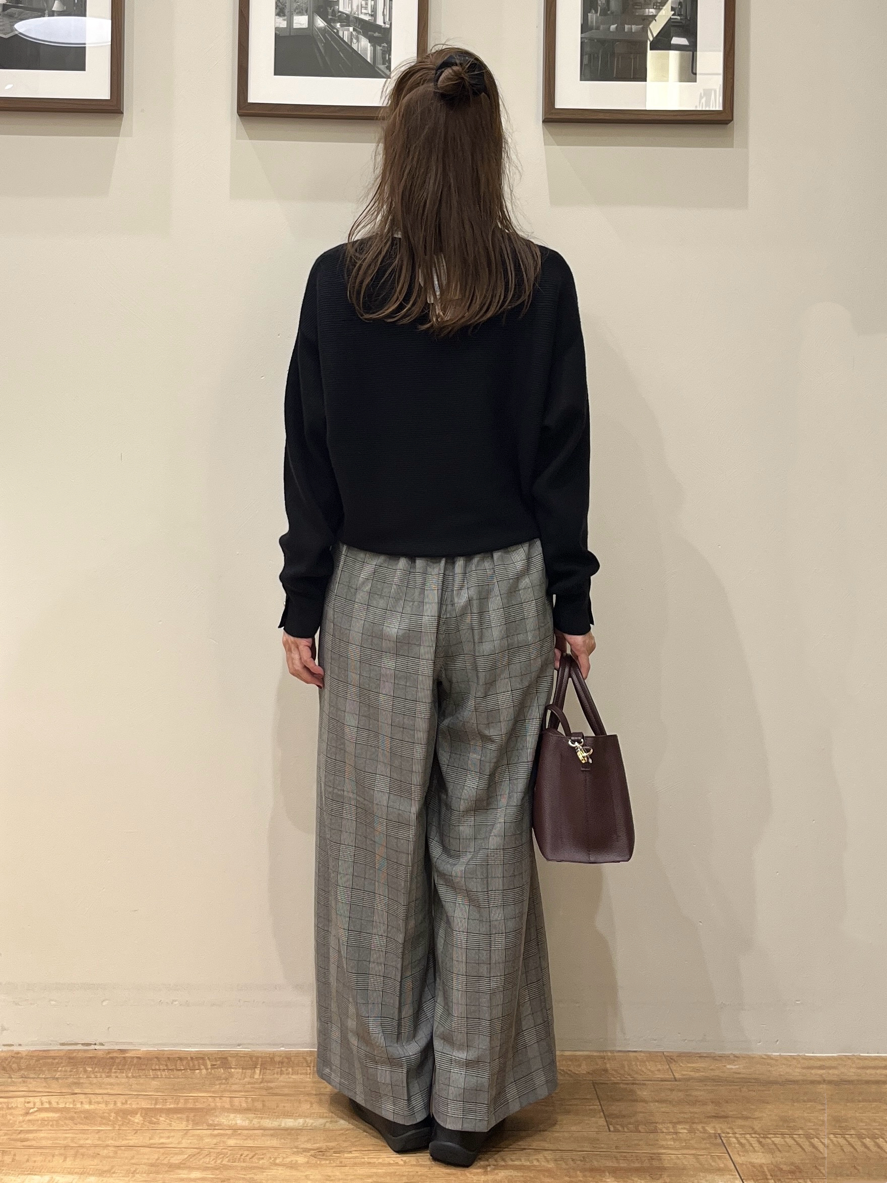 まつみさんの「SHOO･LA･RUE｜【洗濯機可/体型カバー】やわらかリブドルマンニット」を使ったコーディネート