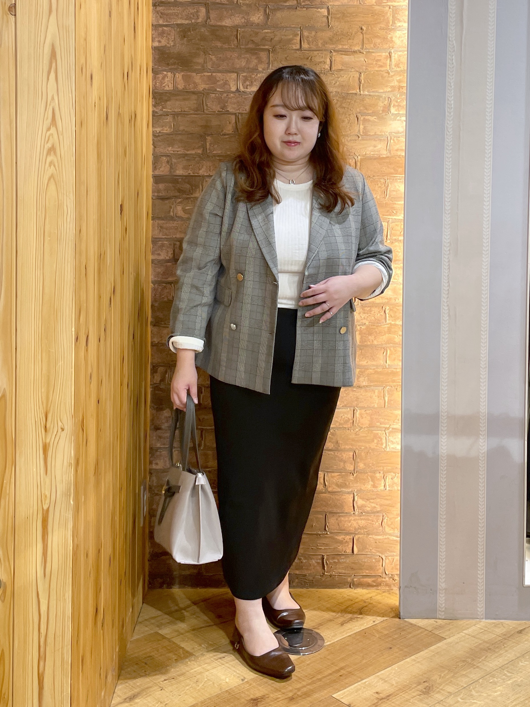 Risaさんの「SHOO･LA･RUE｜【セットアップ可/洗濯後しわになりにくい】ウールフィール ダブルジャケット」を使ったコーディネート
