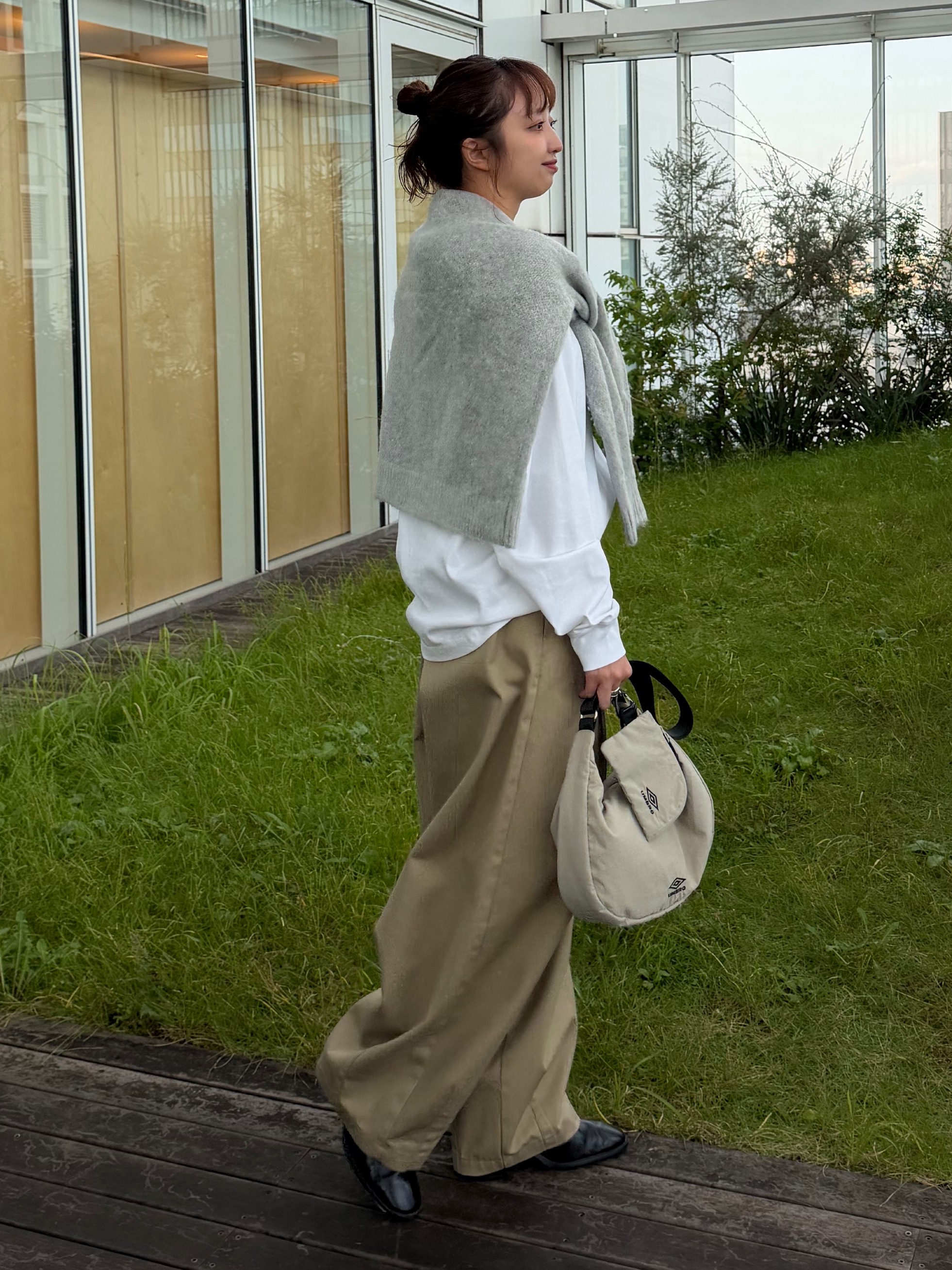 YUKAさんの「tk.TAKEO KIKUCHI｜ヘンリーネック長袖Tシャツ」を使ったコーディネート